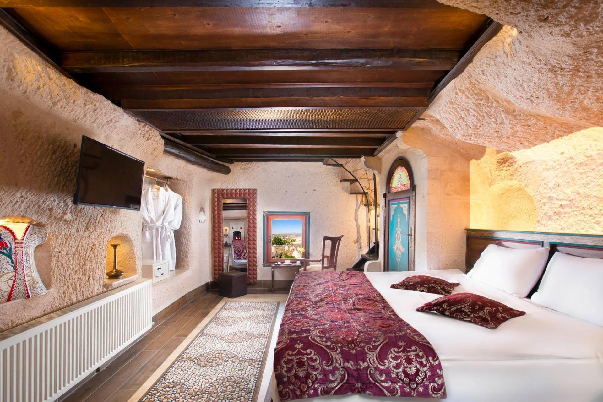 Family Cave Suite