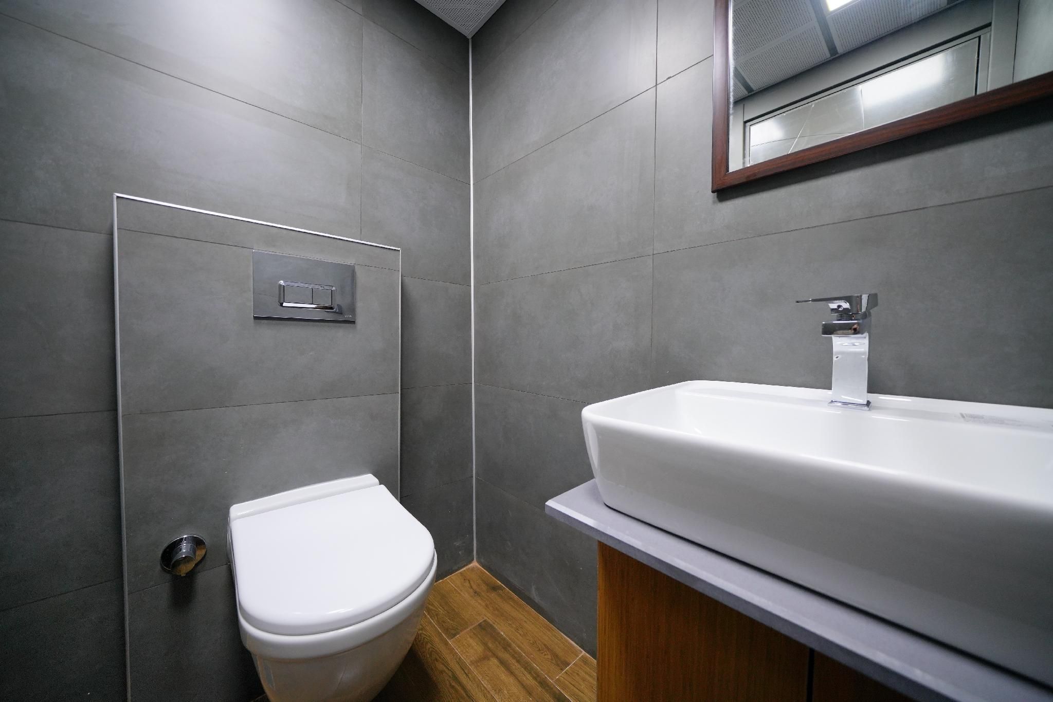 Family Room - 10 People