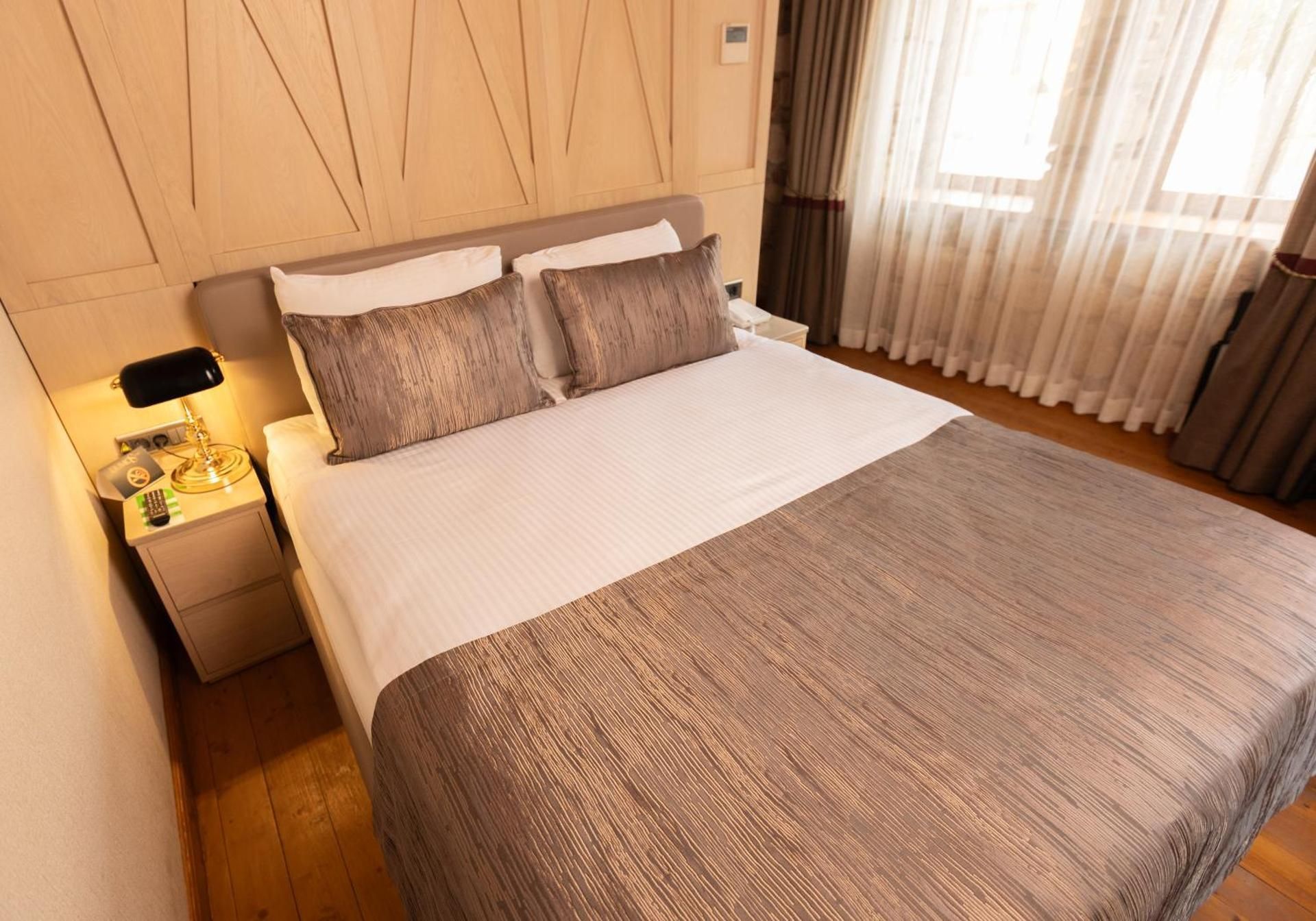 Dumo Suite Hotel Standard Room