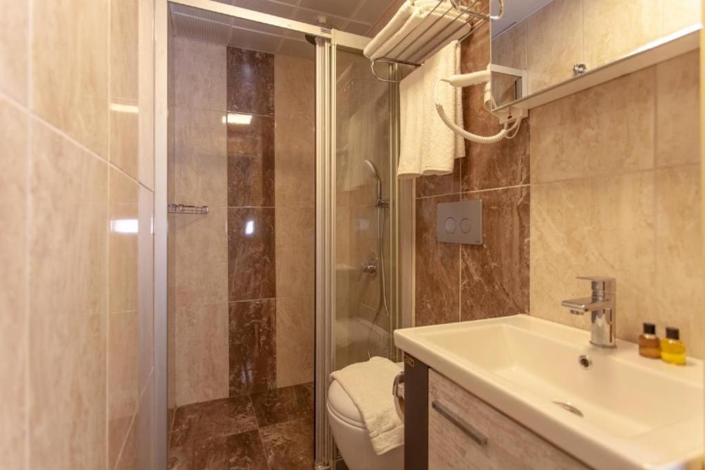 Deluxe Single Room with Balcony