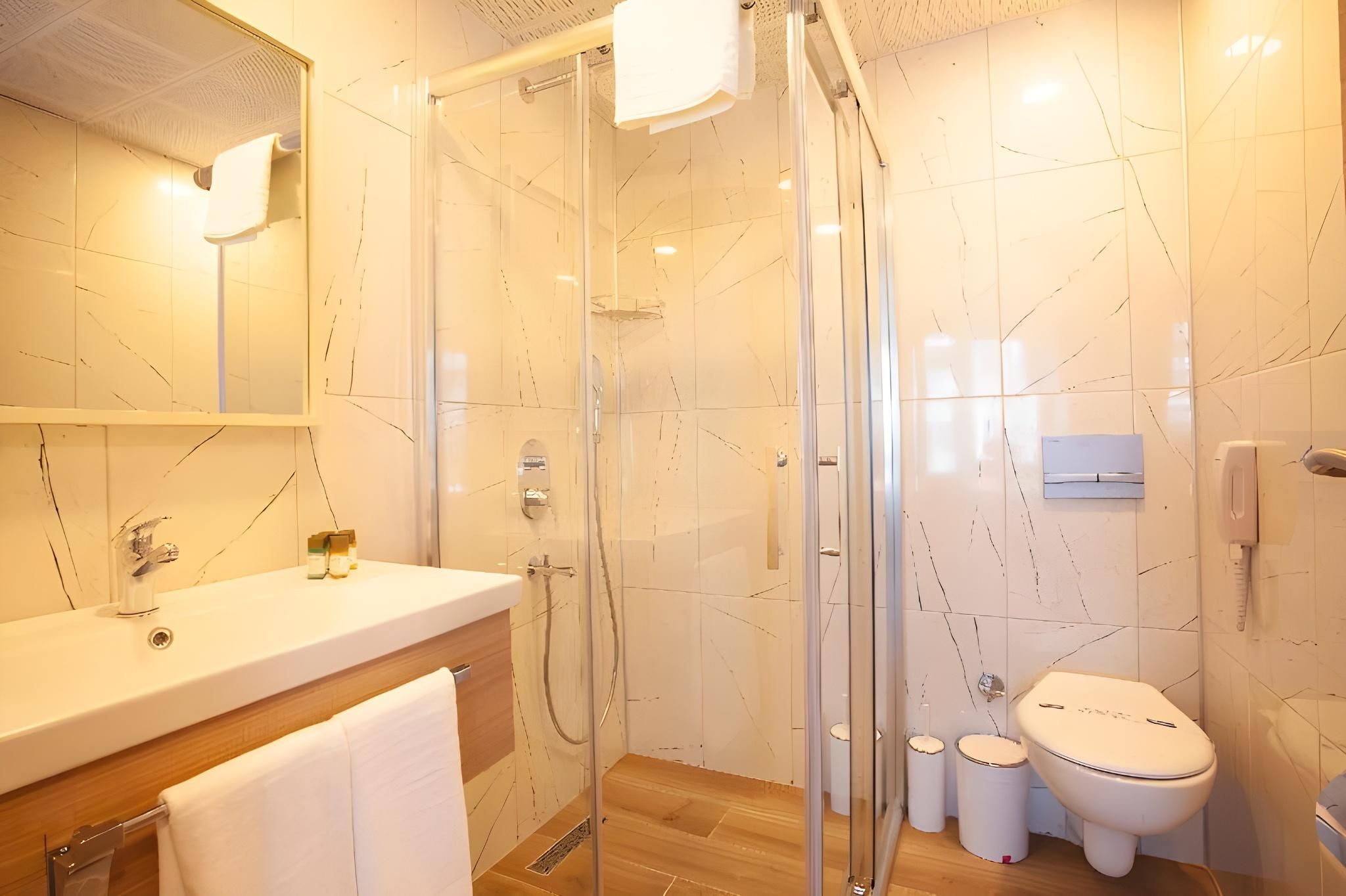 Economy Twin Room