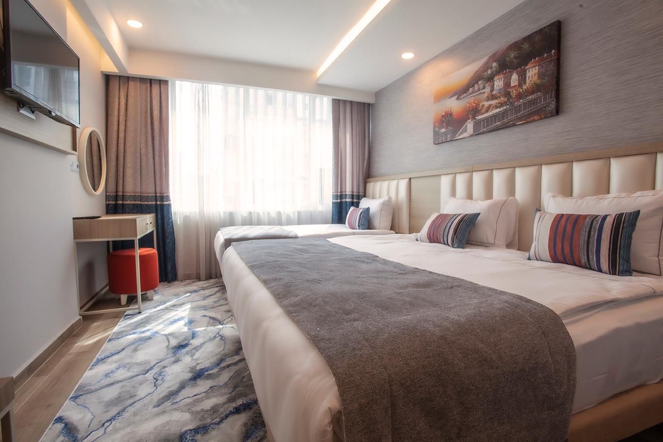 Deluxe Triple Room
