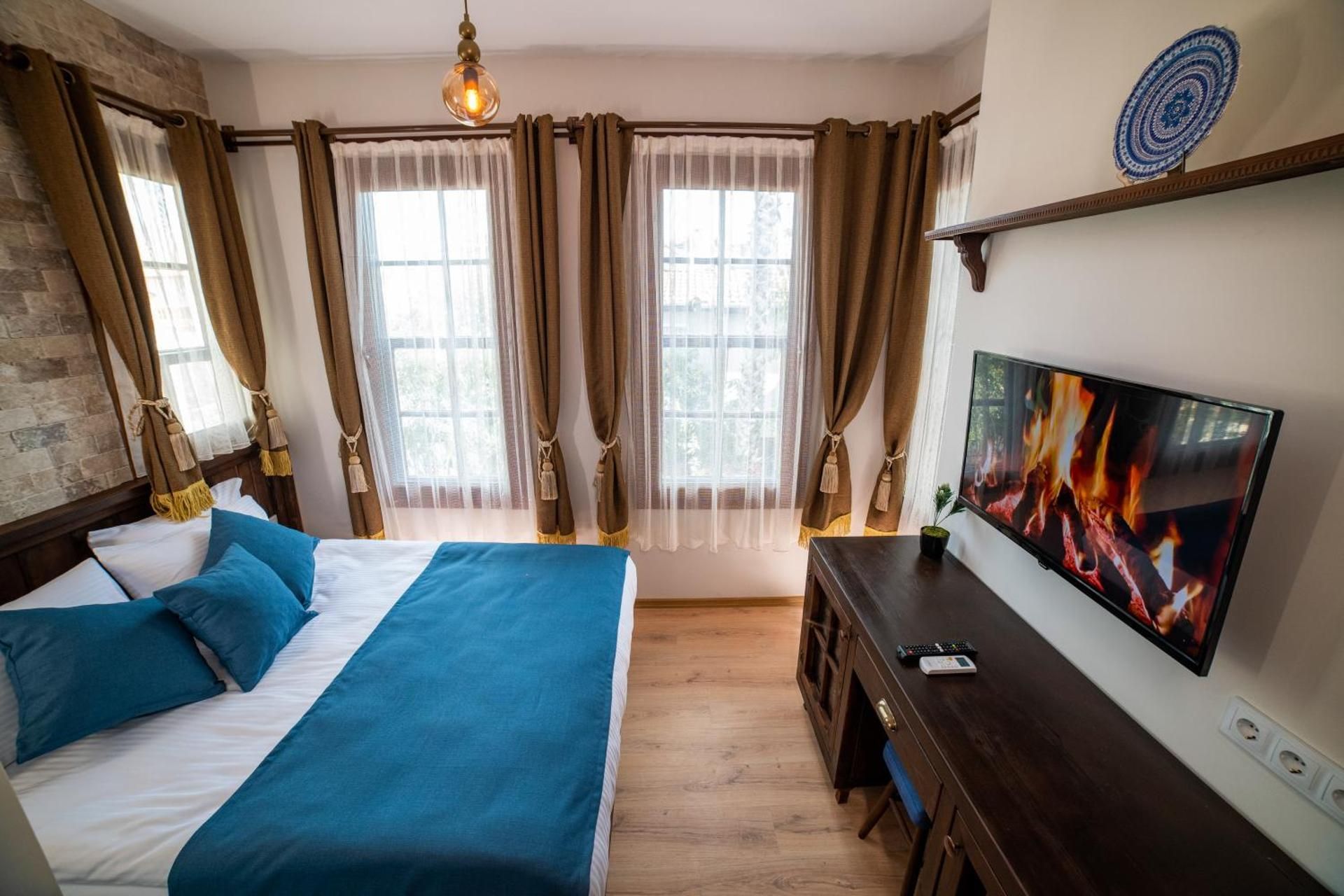 Standard Double Room with Private Bath