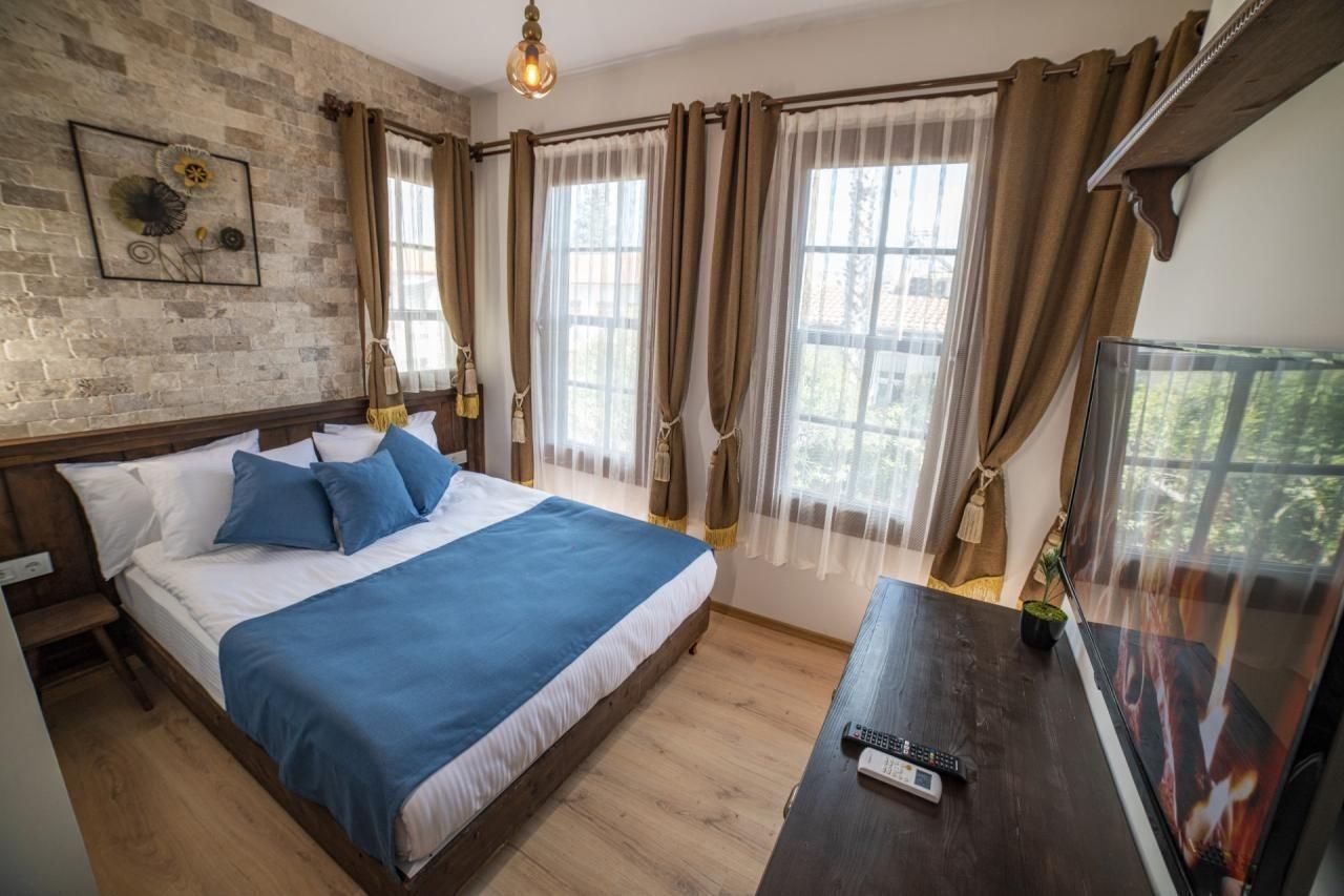 Standard Double Room with Private Bath