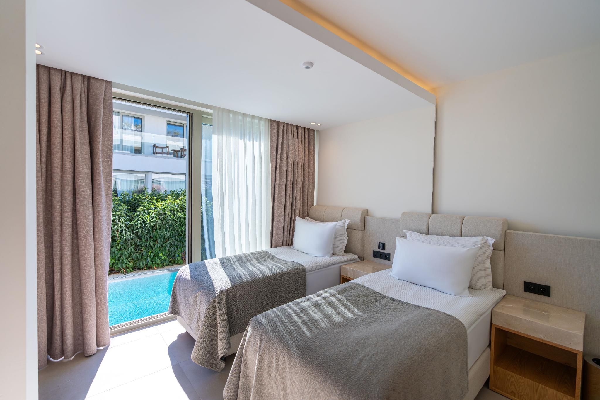 Club Arona By Laren Hotels Grand Pool Villa 2