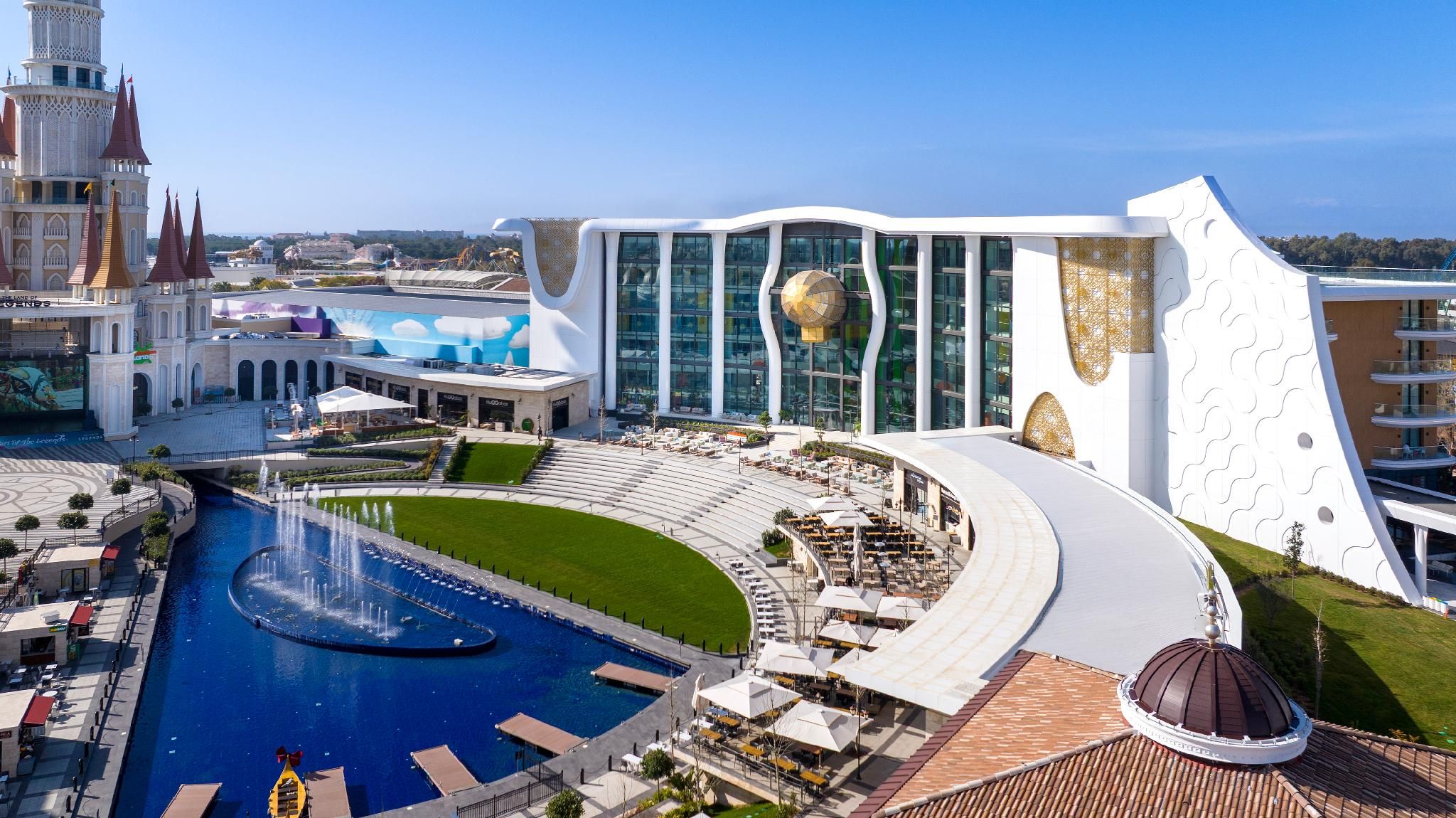 The Land Of Legends Nickelodeon Hotel Antalya