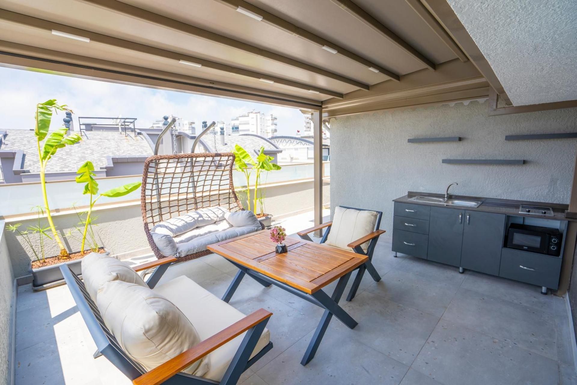 King Deluxe Room with Jacuzzi