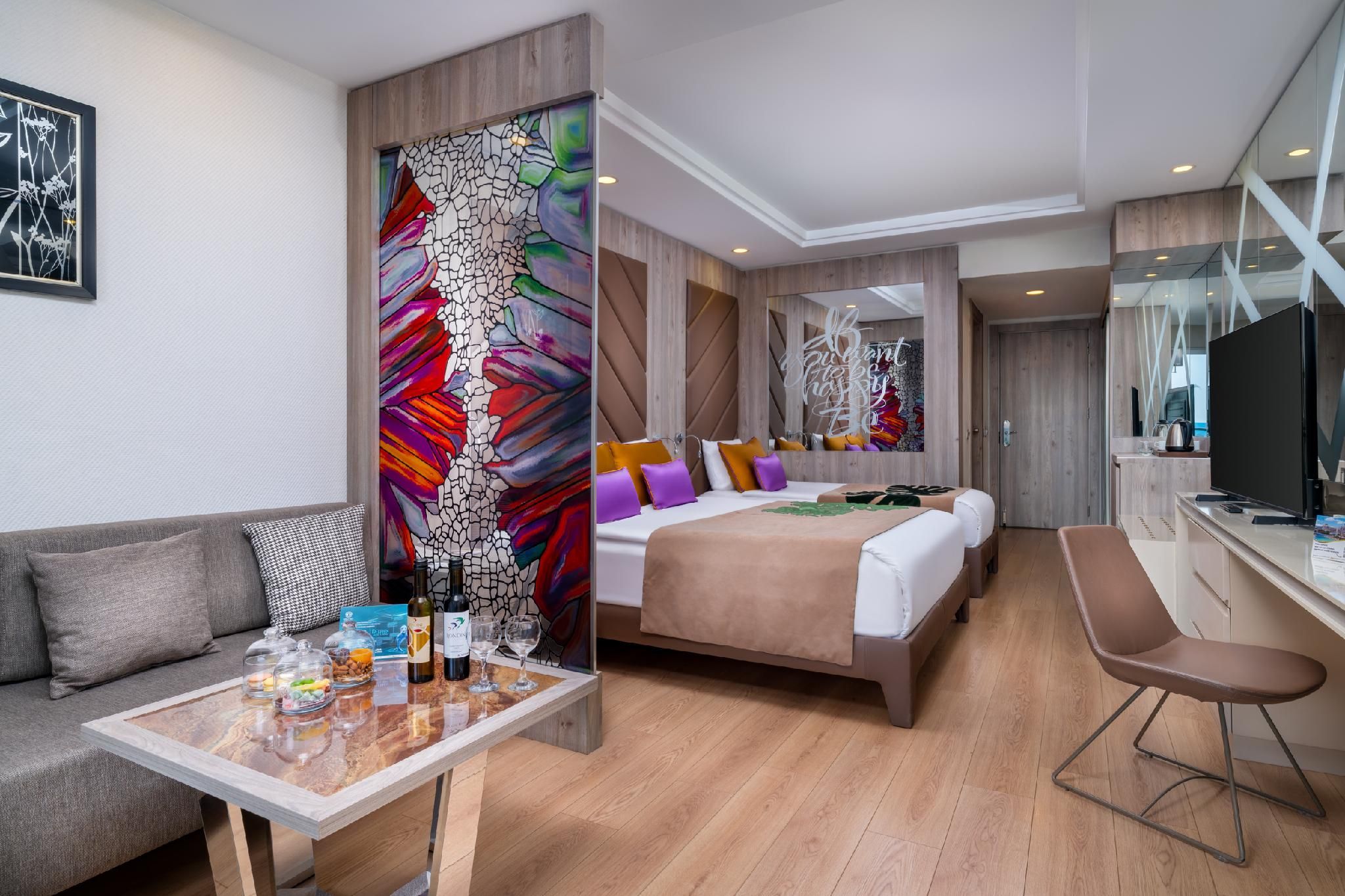 Be Trendy Limited Sea View Room