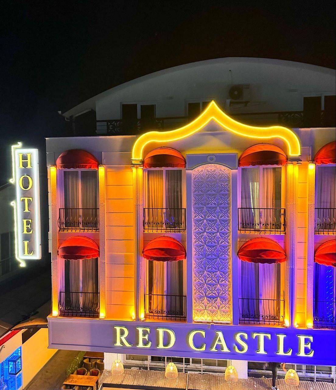 RED CASTEL HOTEL