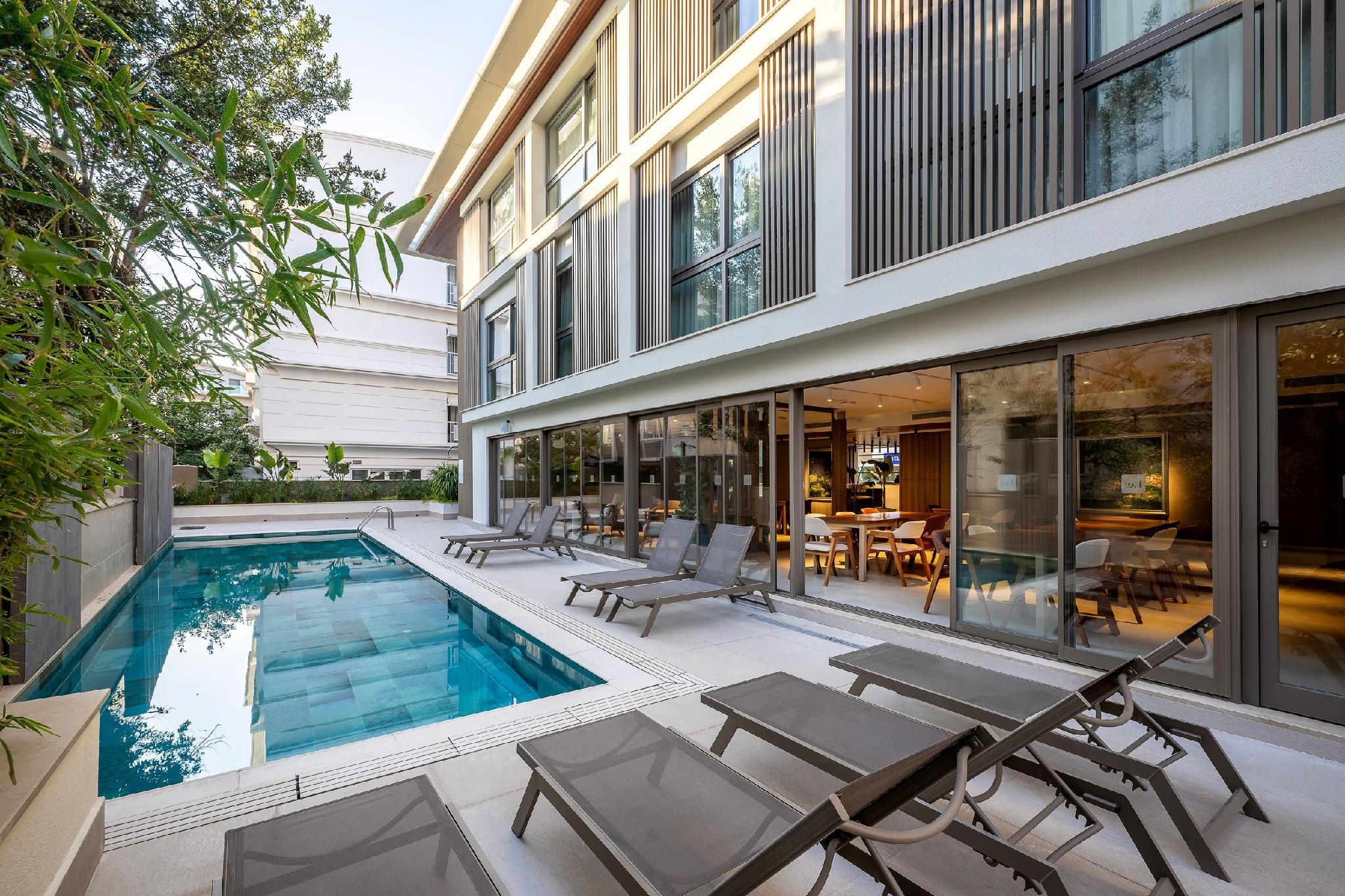 ed437c588285990220b292bc3afbf8c9