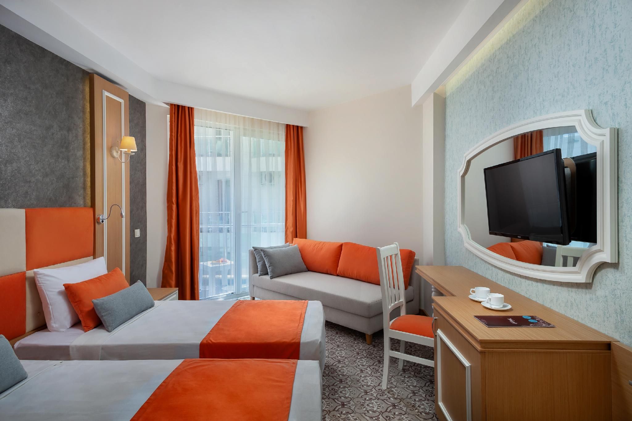 Superior Room Partial Sea View