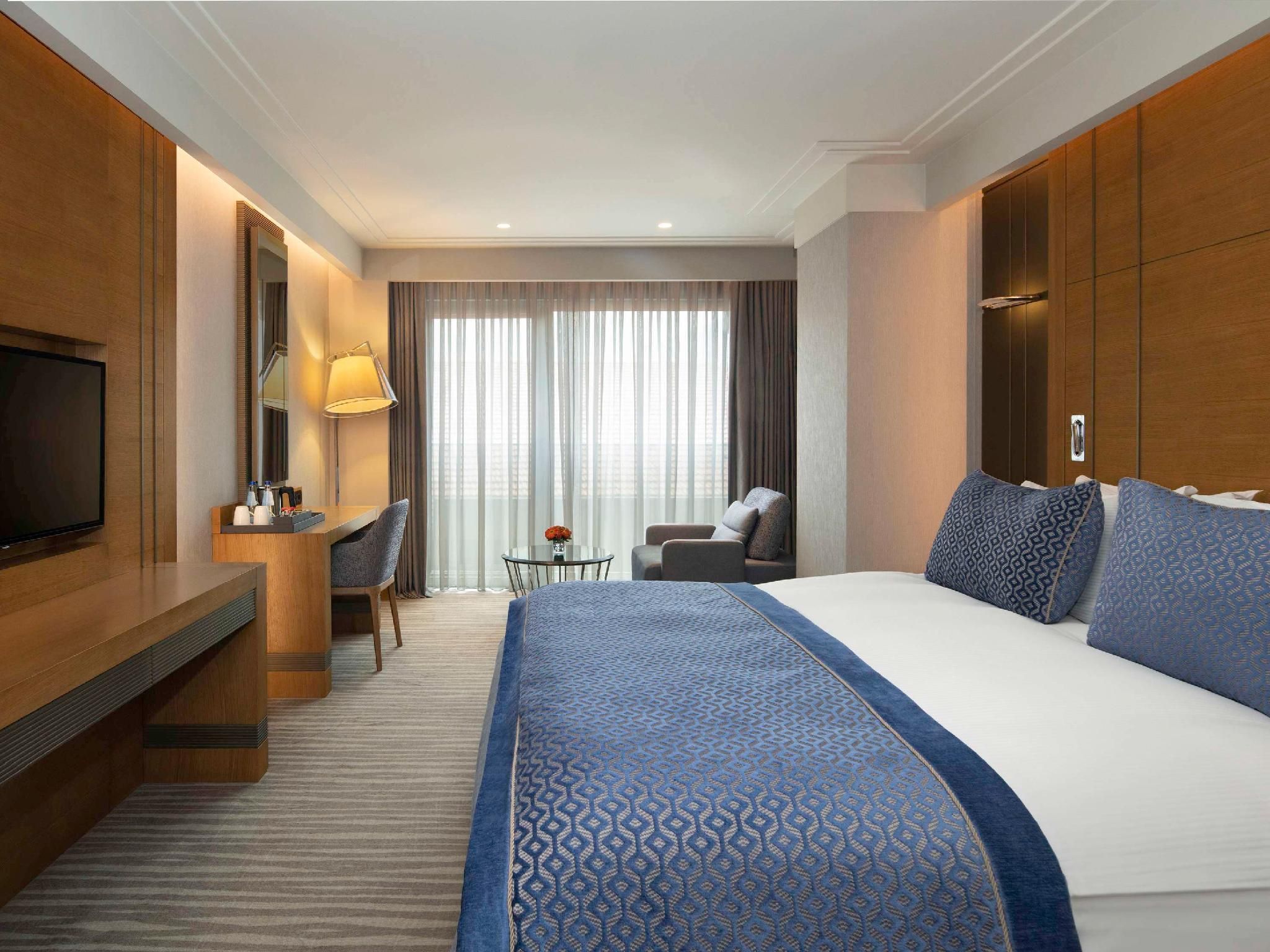 Classic Room King Bed