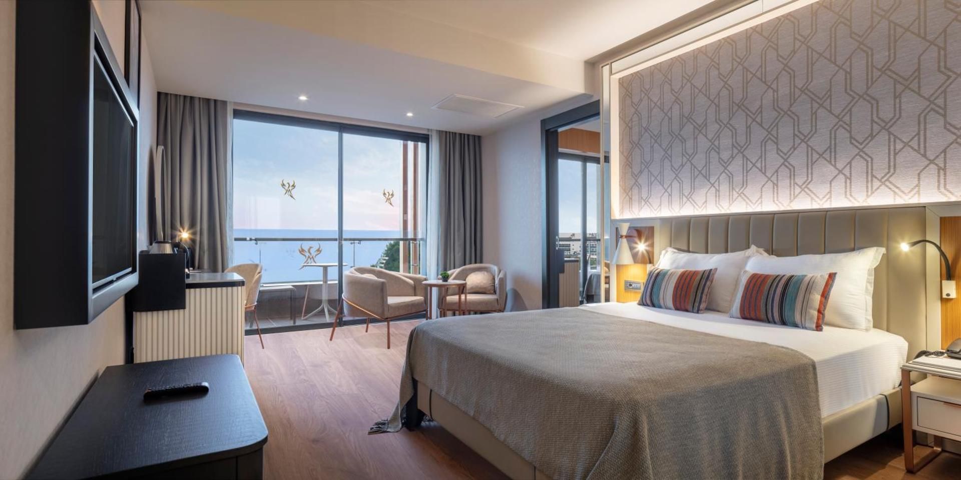 Family Room with Sea View