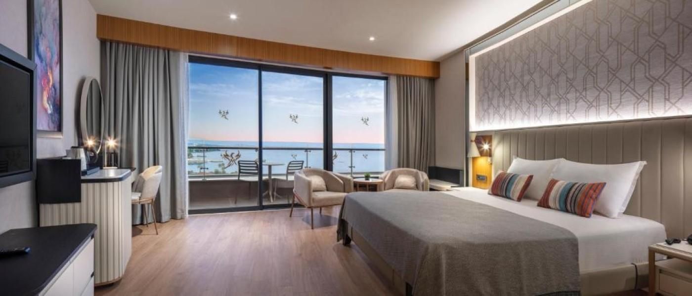 Standard Sea View Room