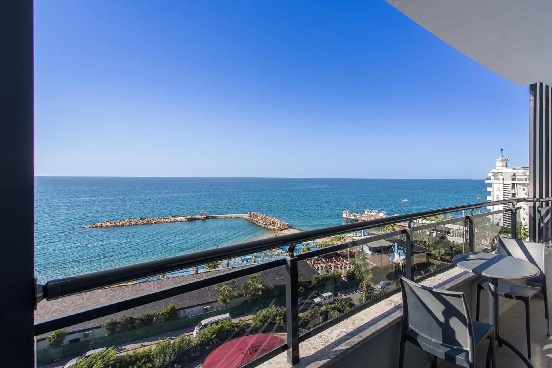 Quadruple Room with Sea View