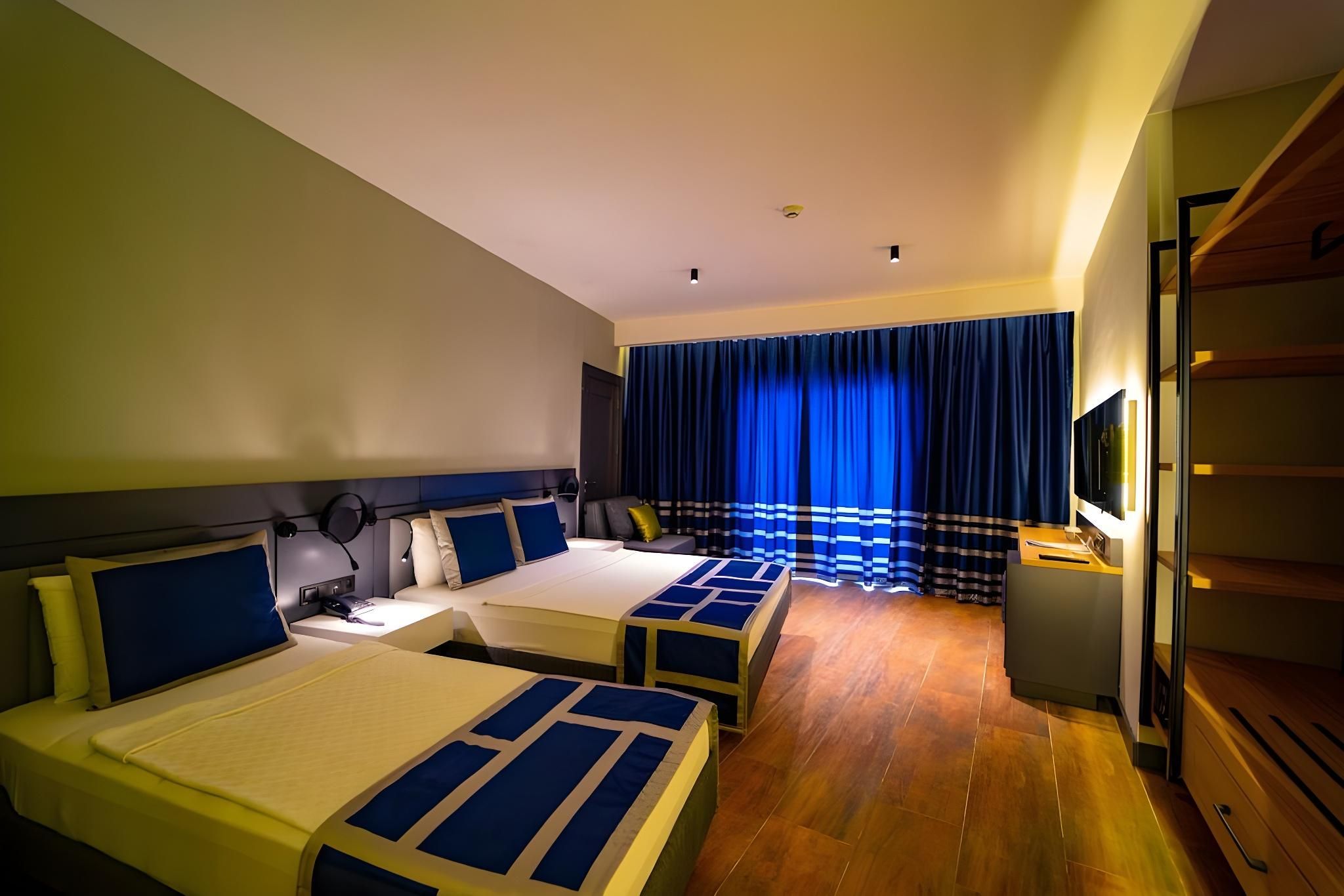 Superior Sea View Room