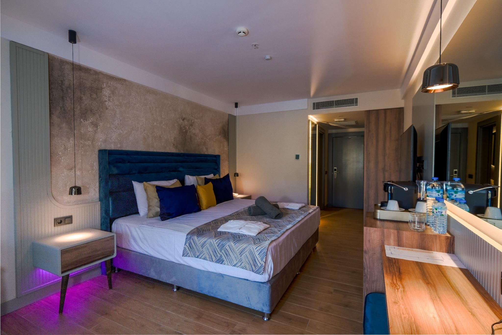 Superior Land View Room