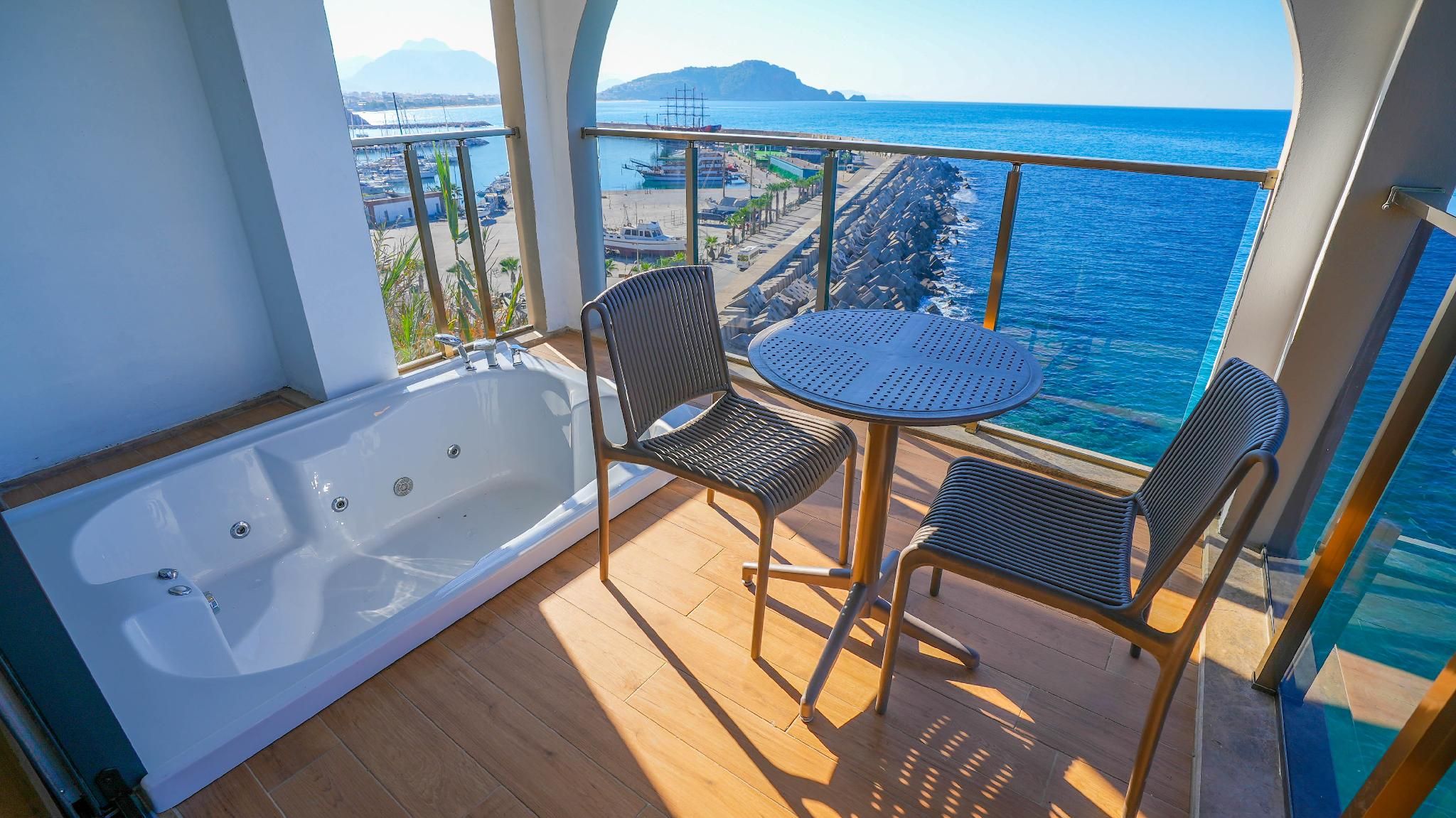 Superior Suite Ocean