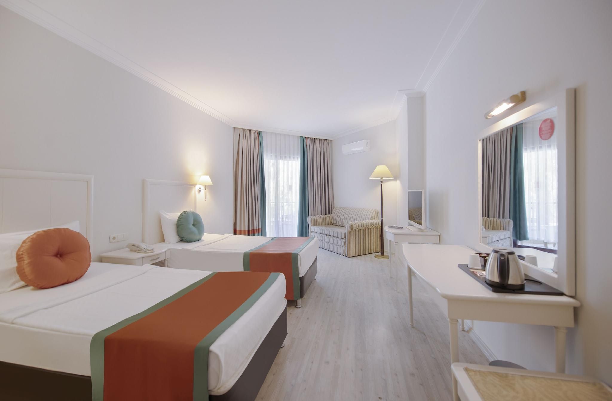 Standard Sea View Room