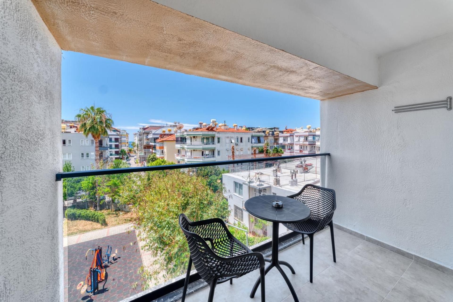 Classic Single Room with Balcony