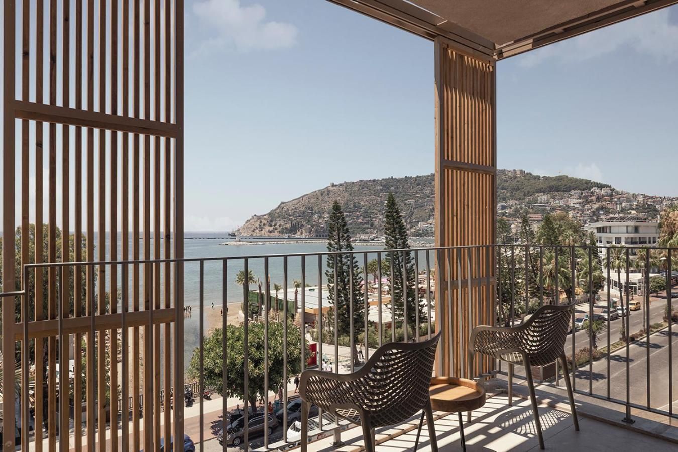 En Vie Beach Deluxe Suite with Sea View - Annex Building 2