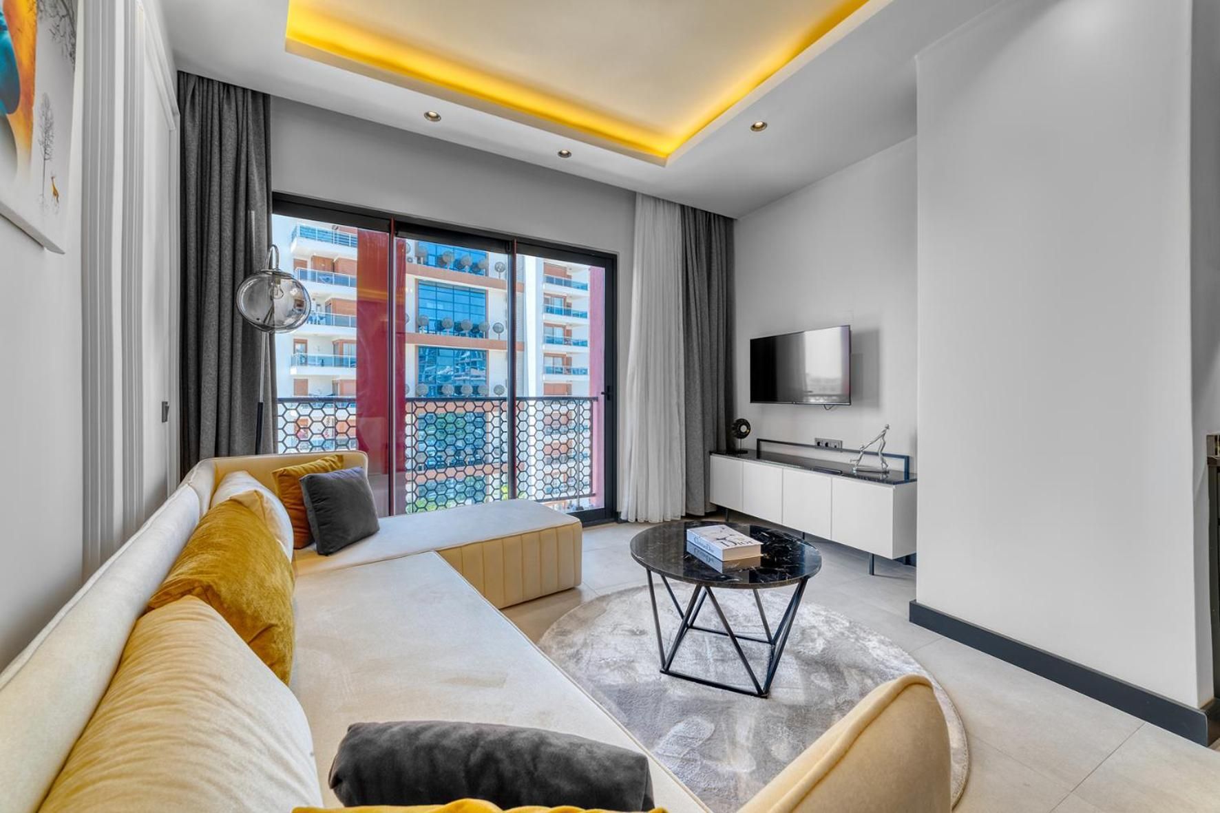 Corner Suite