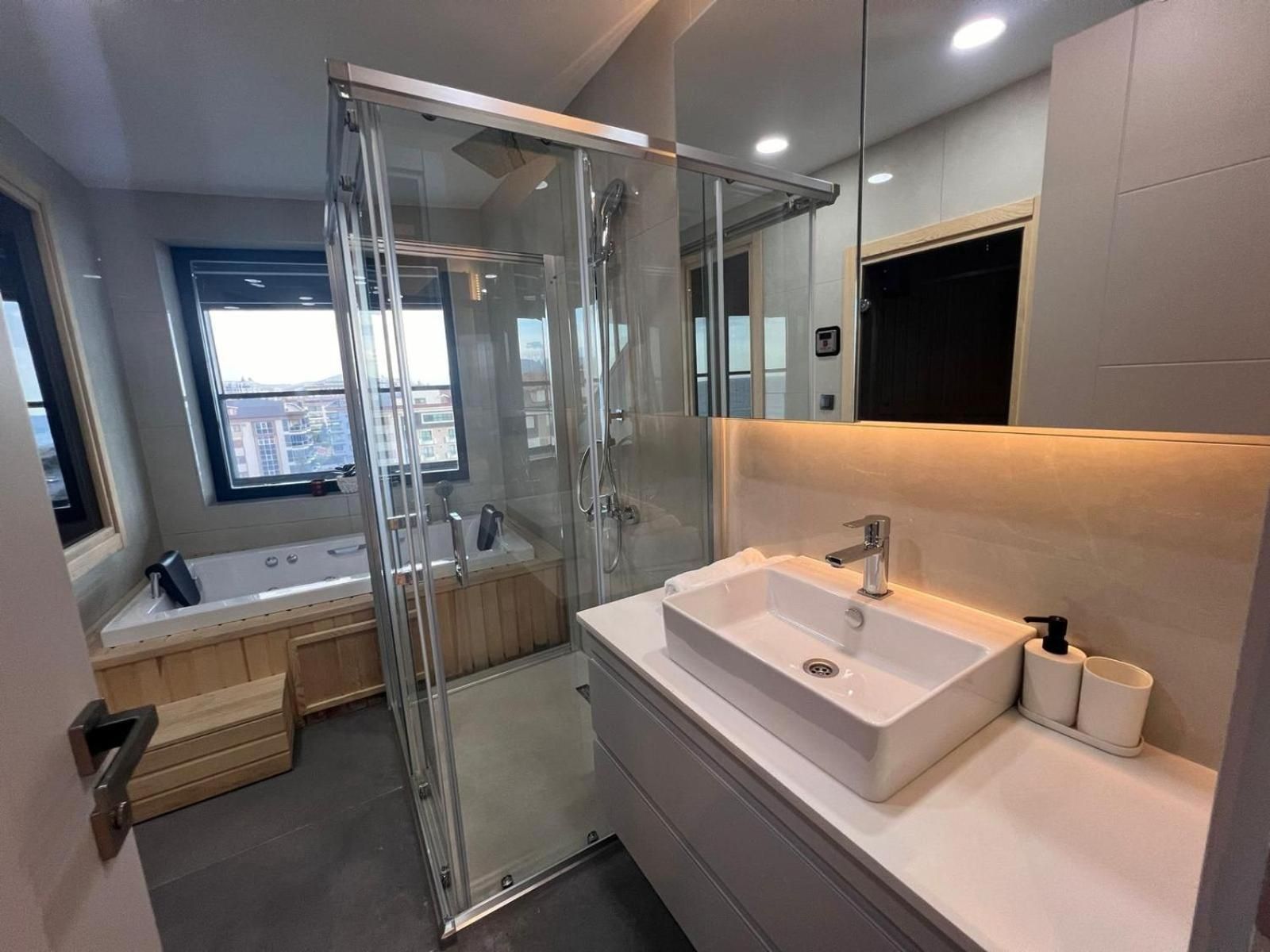 Penthouse Apartment