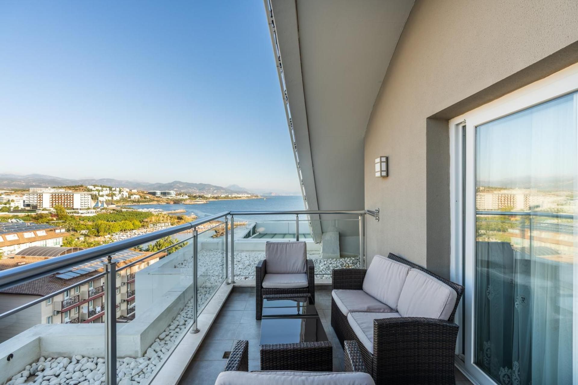 Deluxe Double Room with Sea View