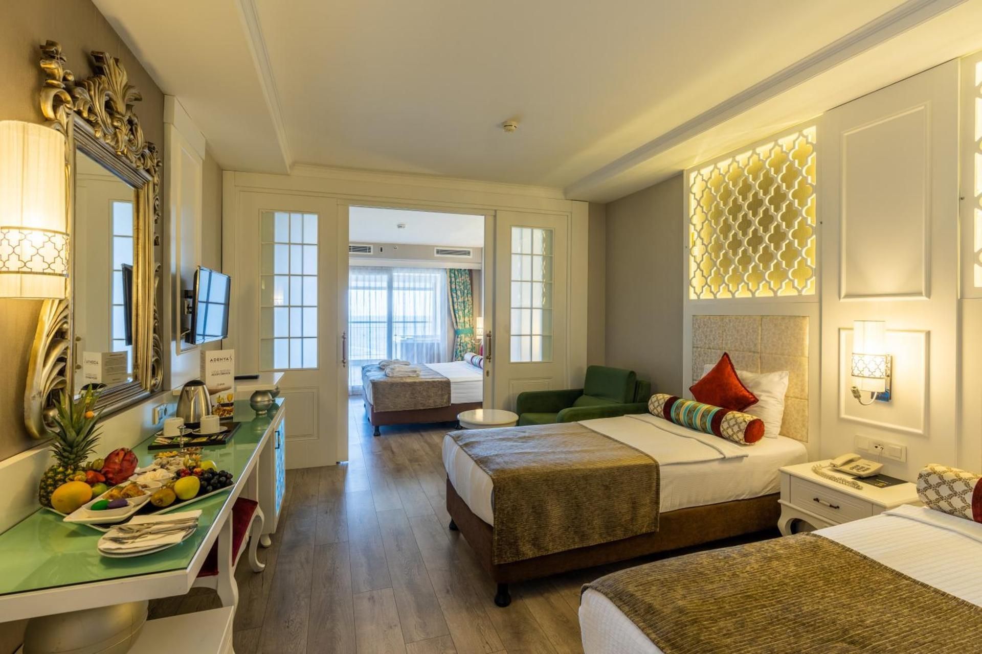 Quadruple Room with Sea View