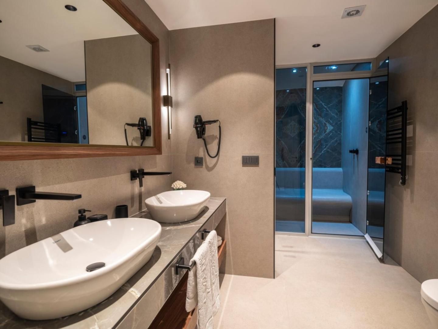 King Suite