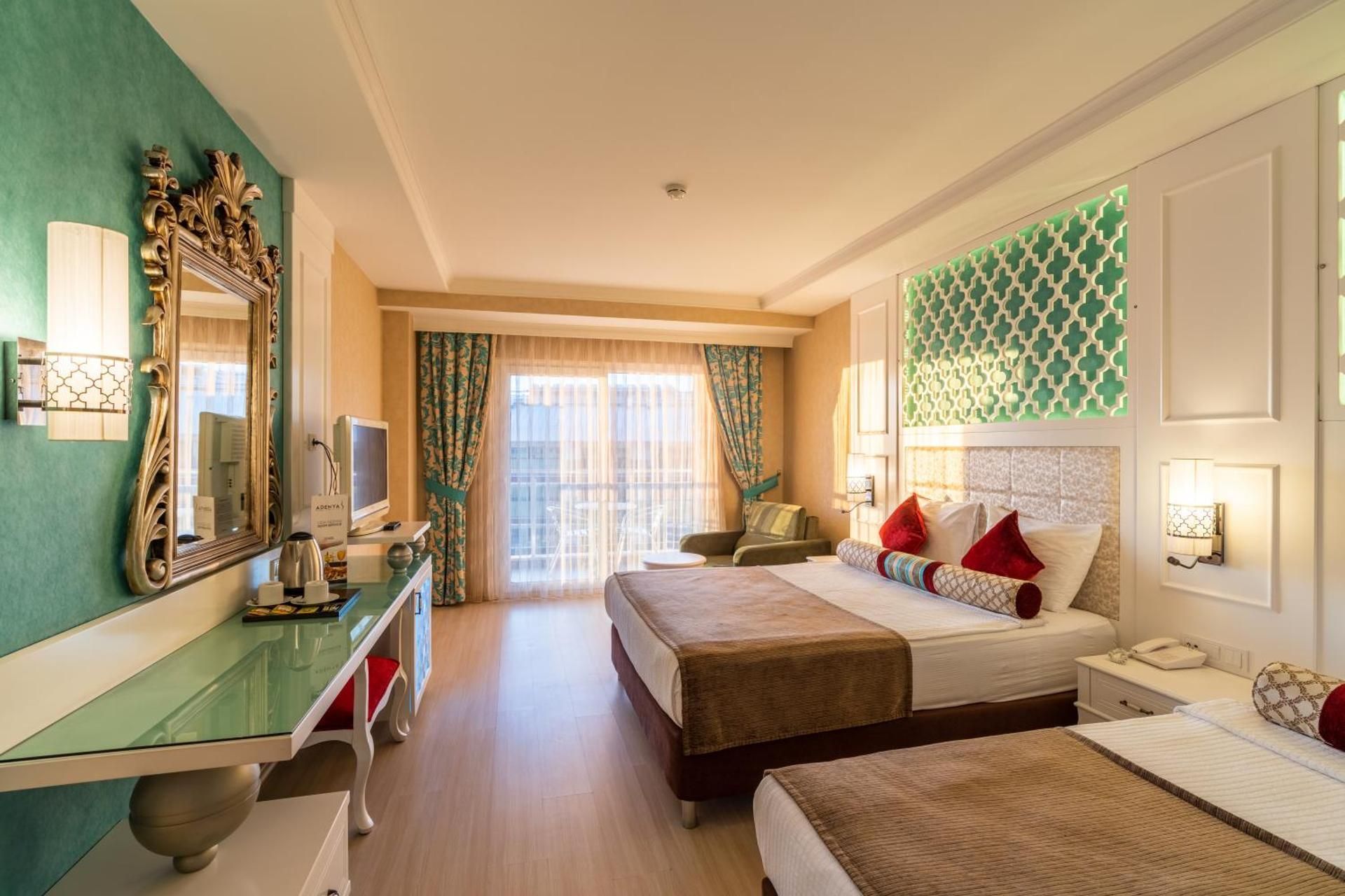 Triple Room with Garden View