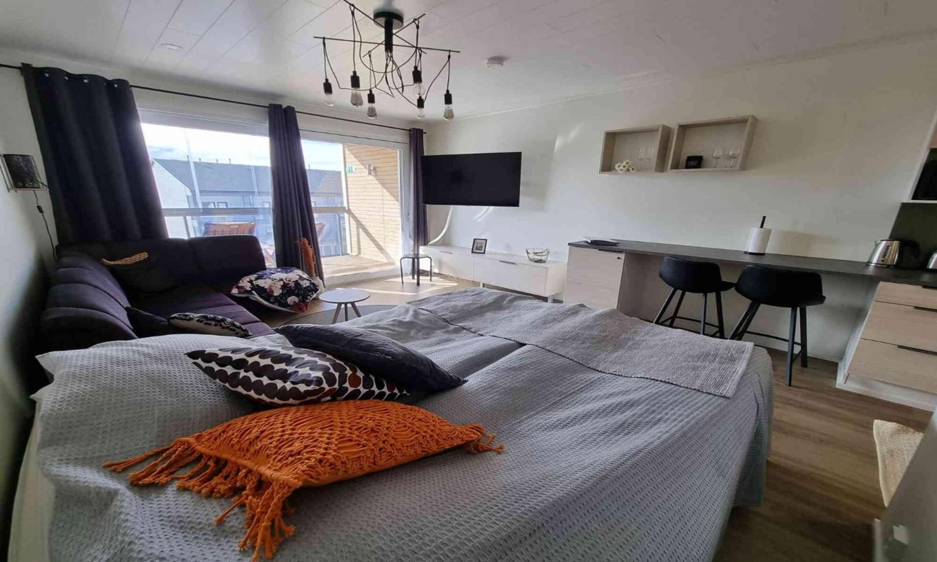 Studio with Balcony