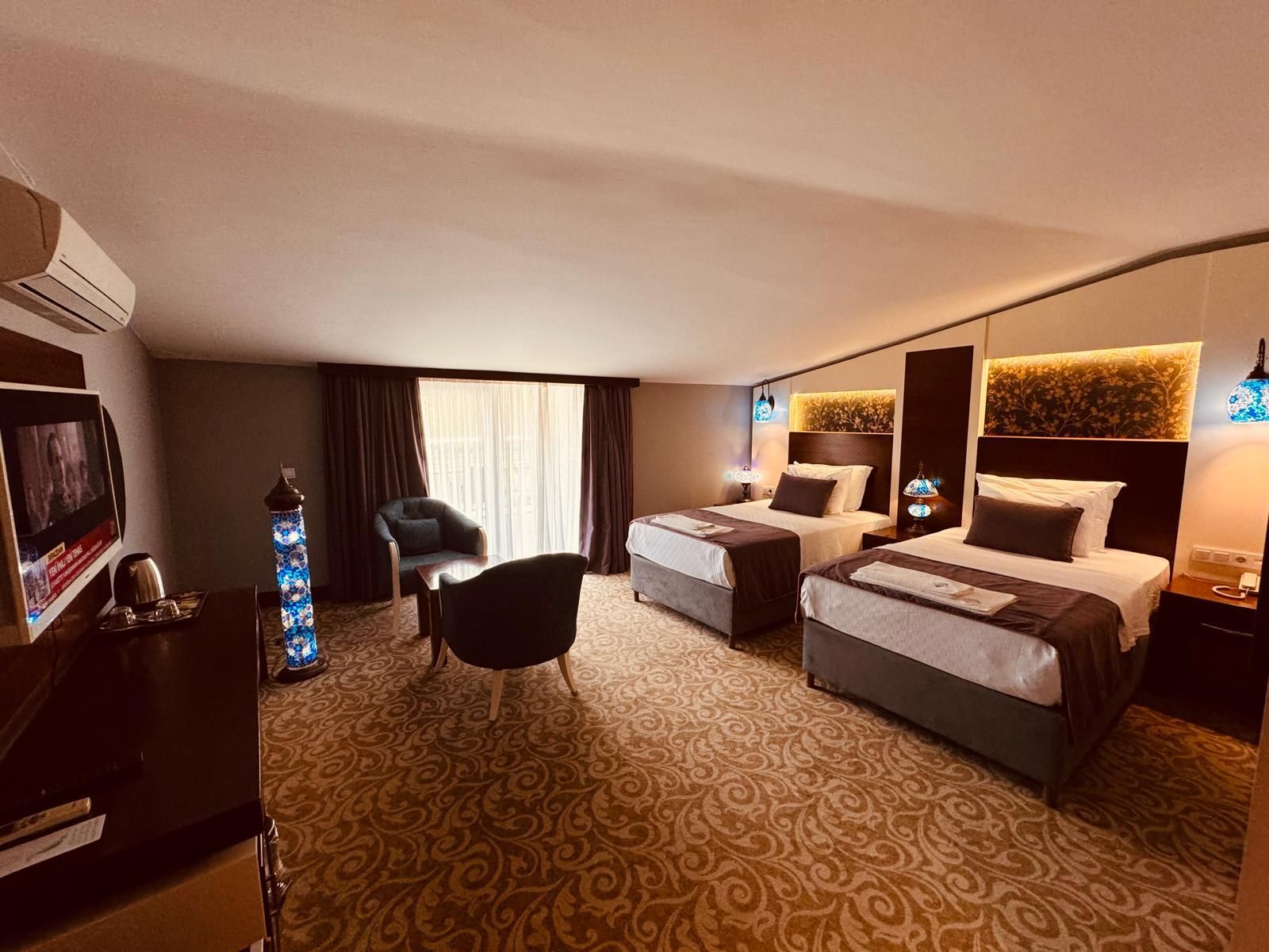 Deluxe Twin Room