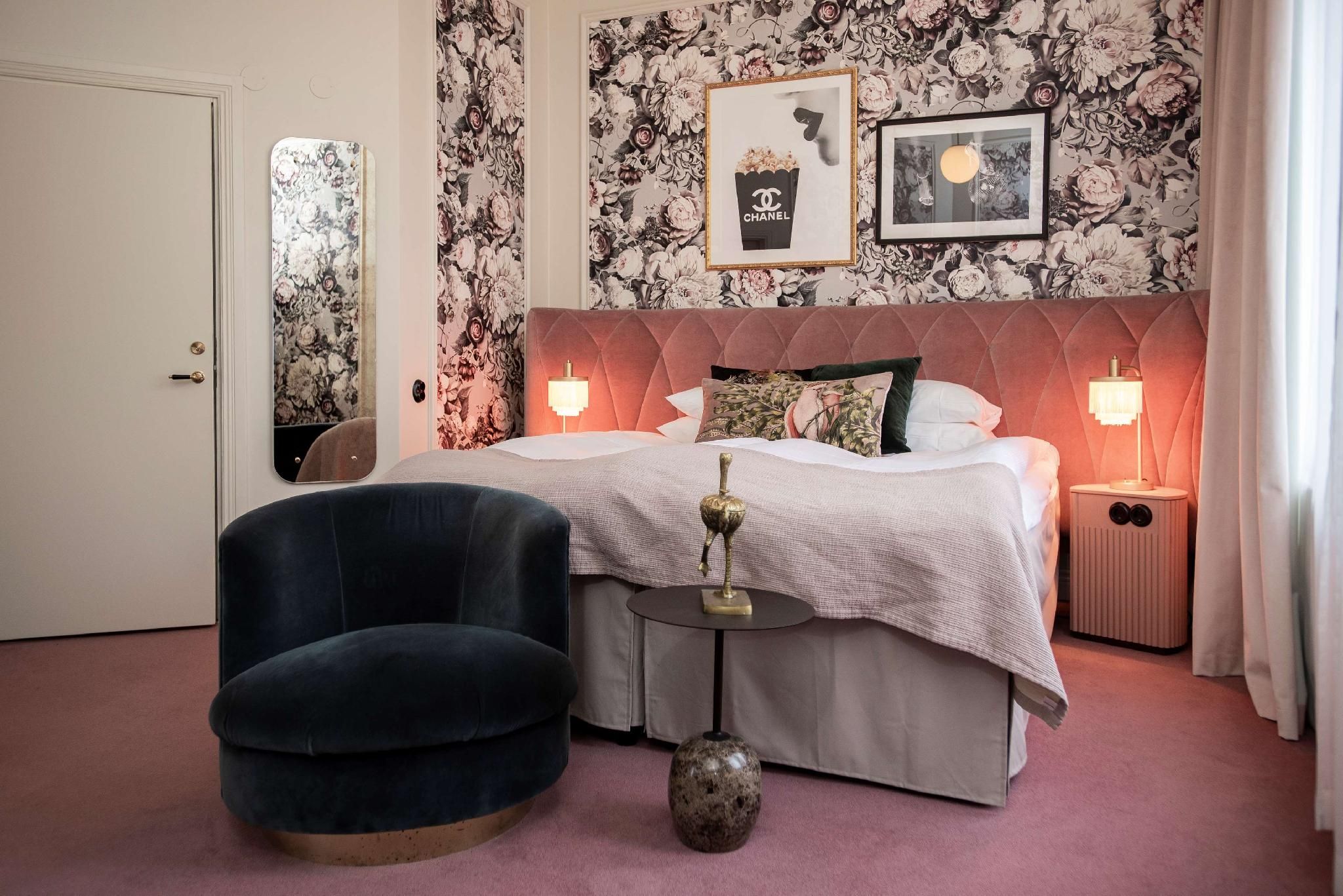 1 King Bed, Nonsmoking, deluxe