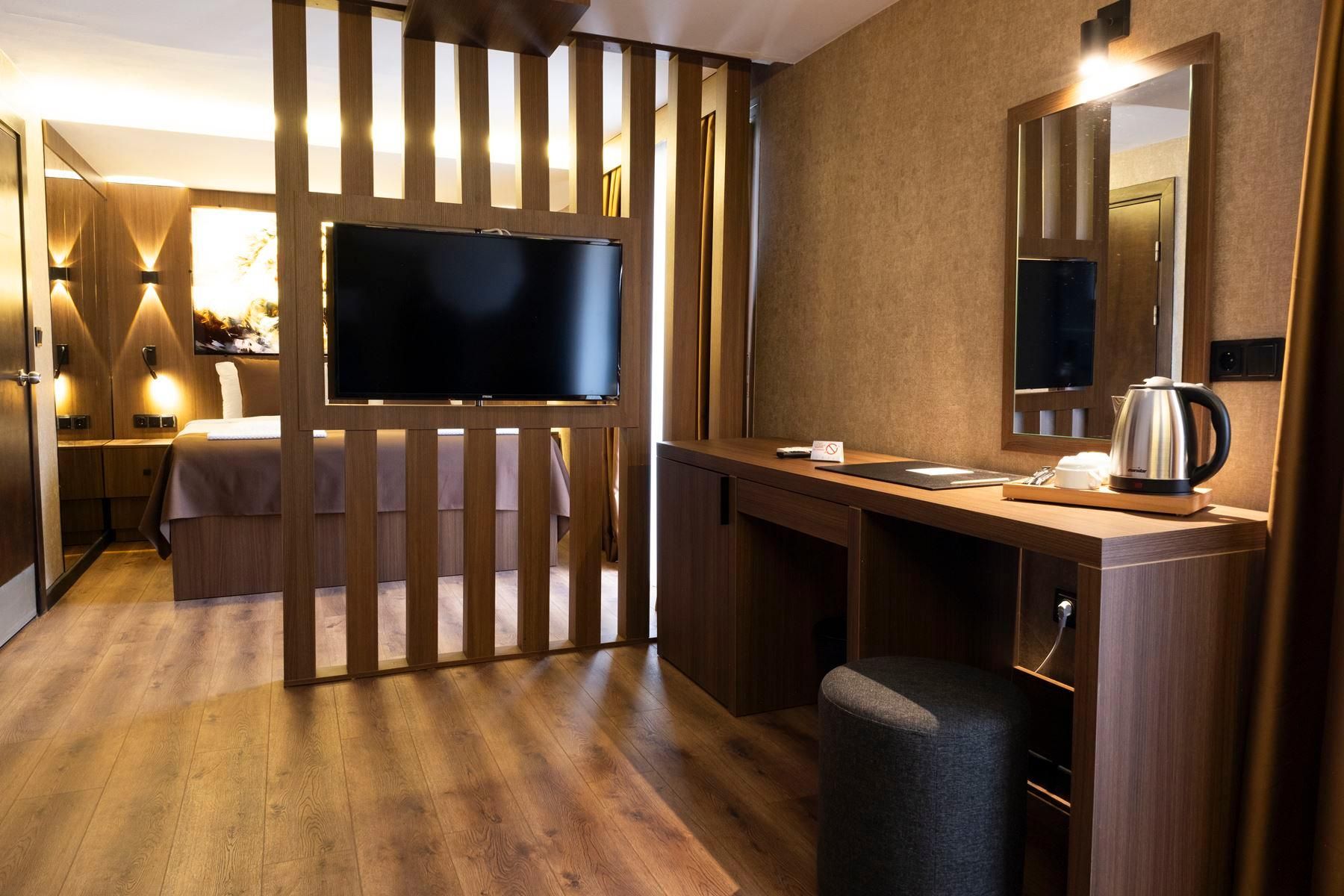 Superior Large Family Room