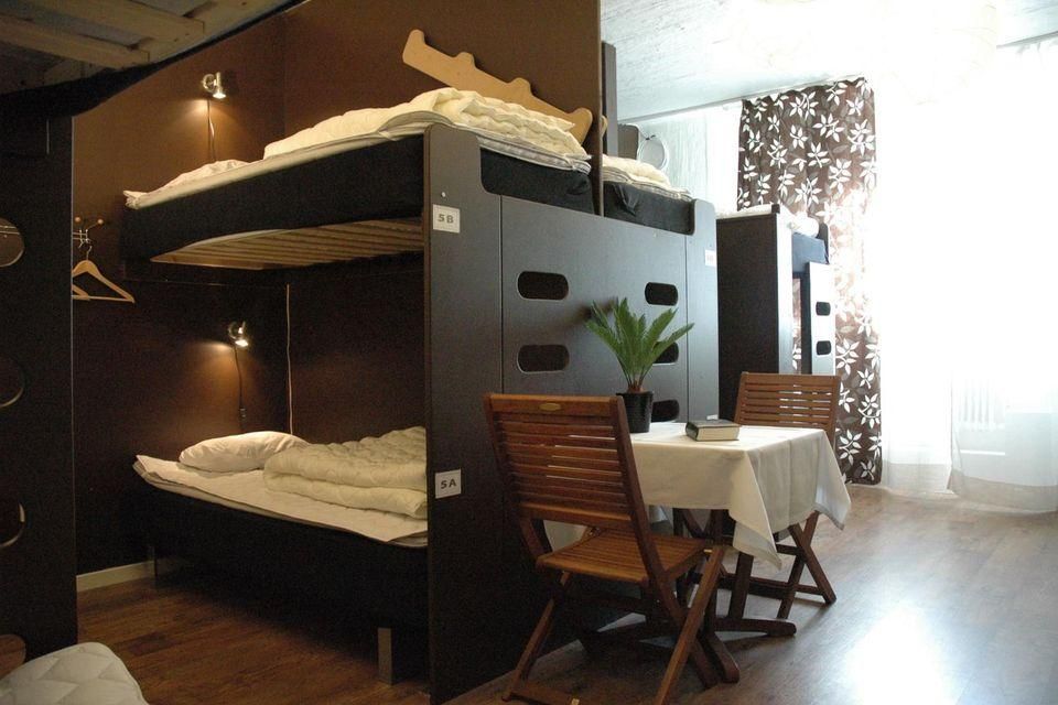 Bed in 12-Bed Mixed Dormitory Room