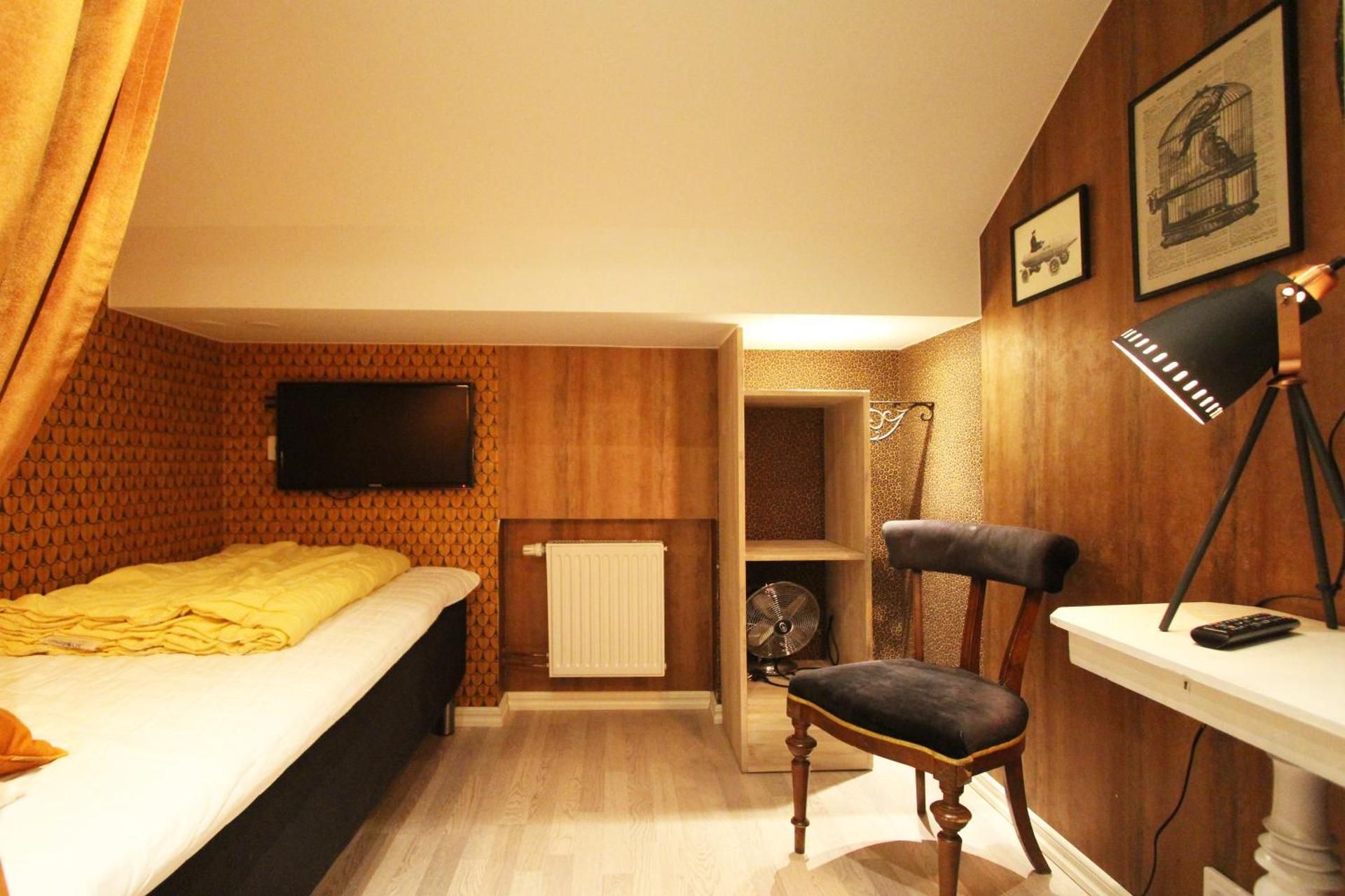 Single Room without Window