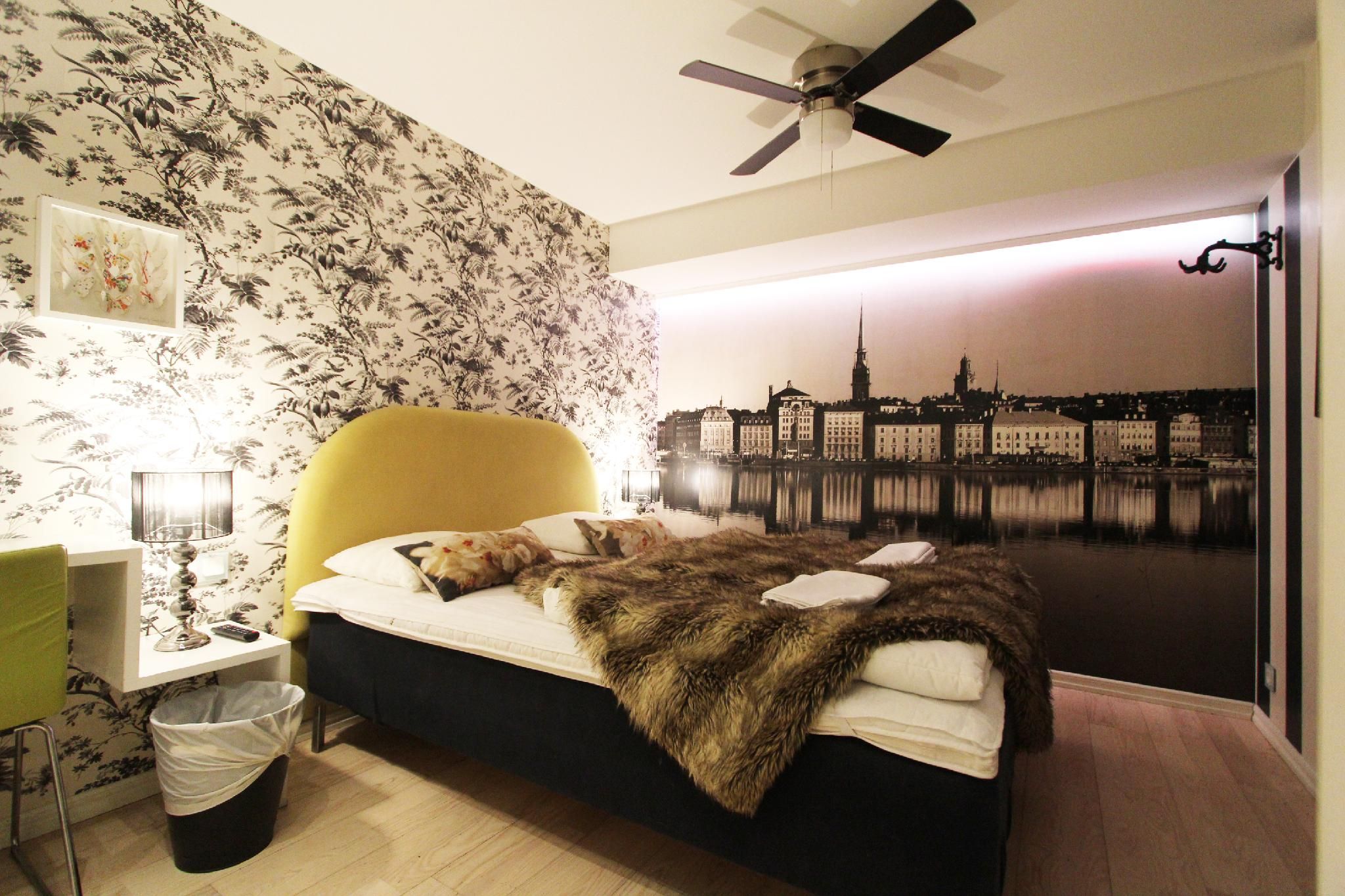 Double Room with Private Bathroom
