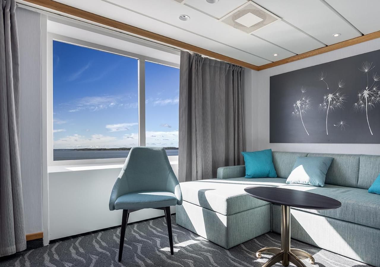 Junior Suite with Balcony