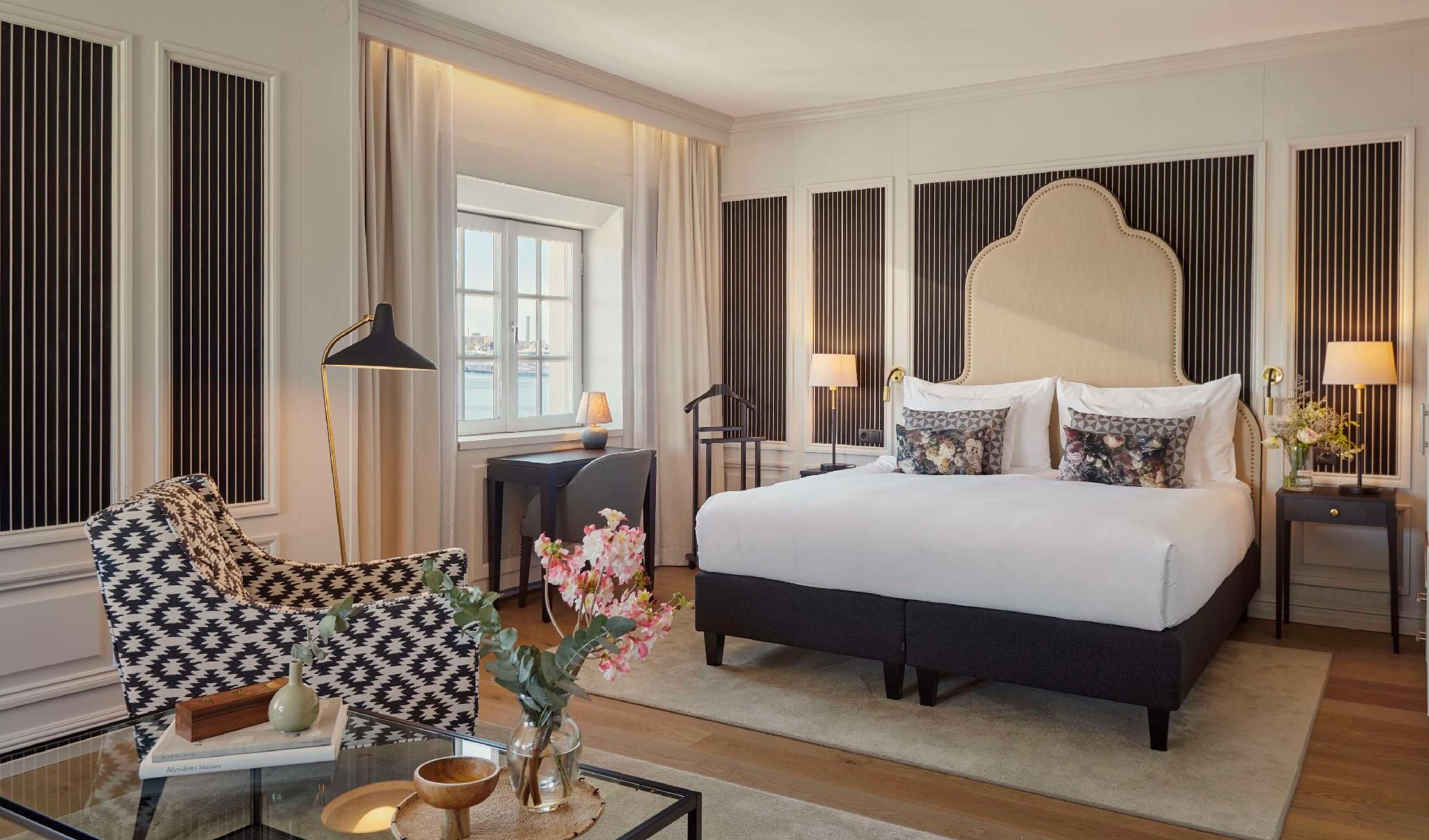 Chapman Suite With Sea View