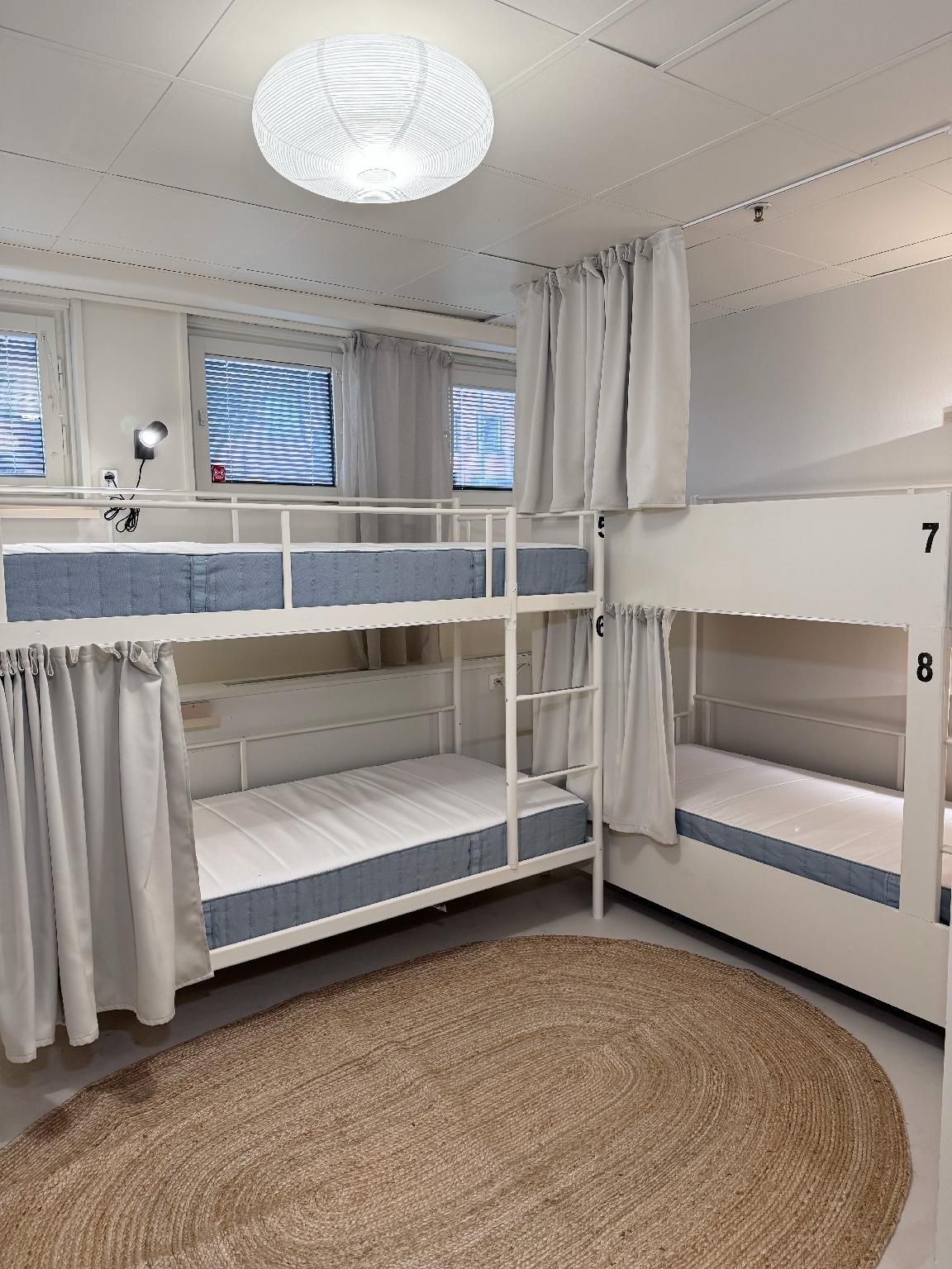 1 Person in 8-Bed Dormitory with En-Suite - Mixed