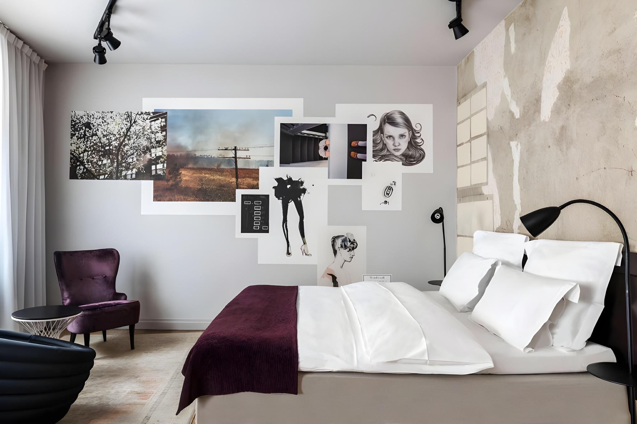 King Bed Deluxe Room