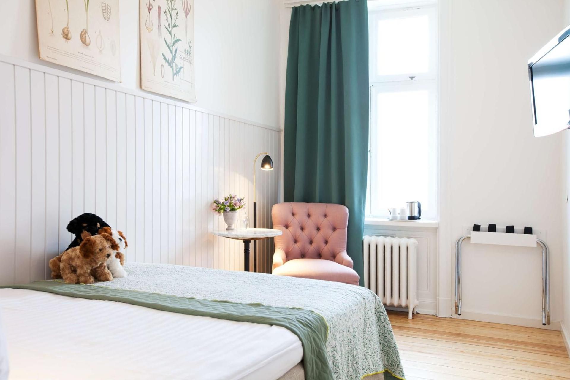 Small Single Room