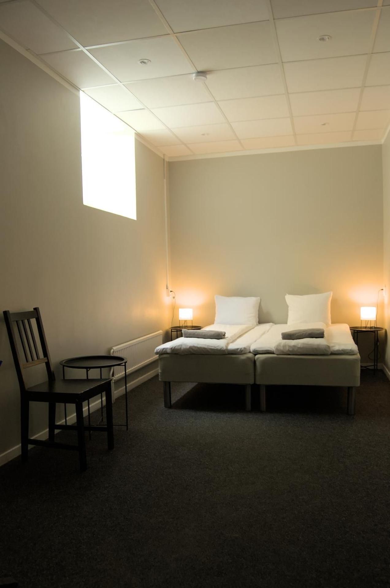 Double Room, Shared Bathroom, No Window