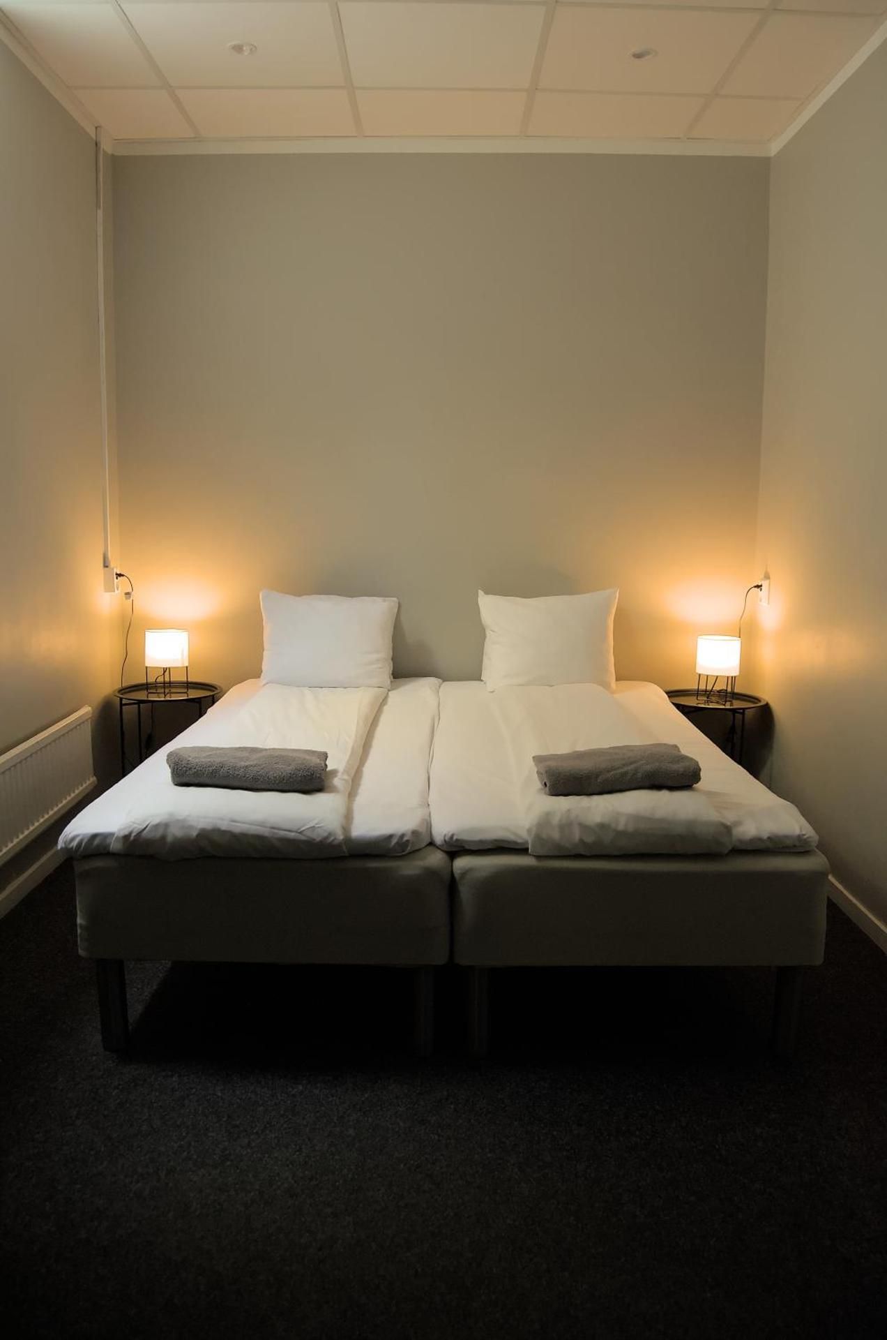 Double Room, Shared Bathroom, No Window