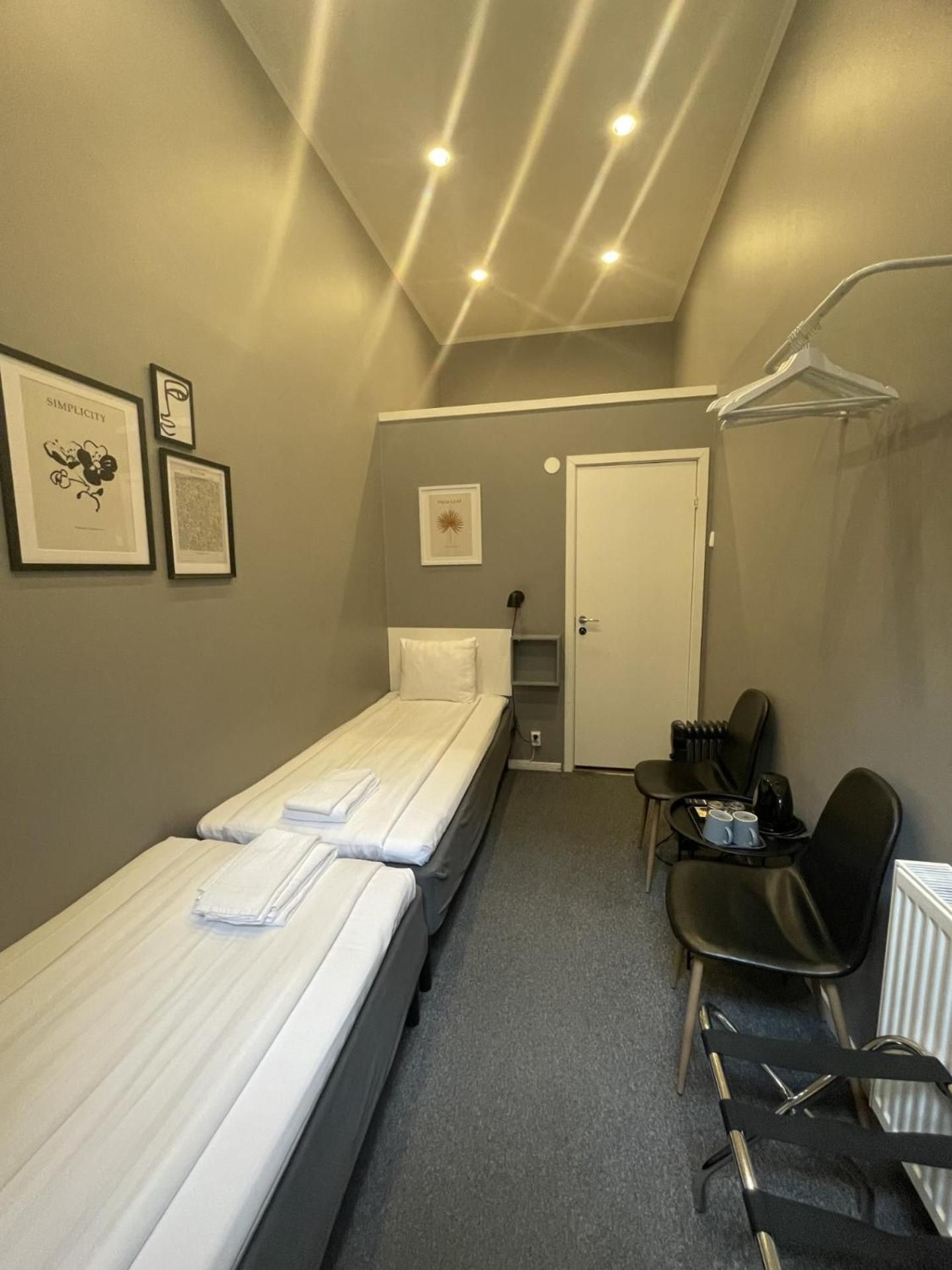 Economy Twin Room without Window