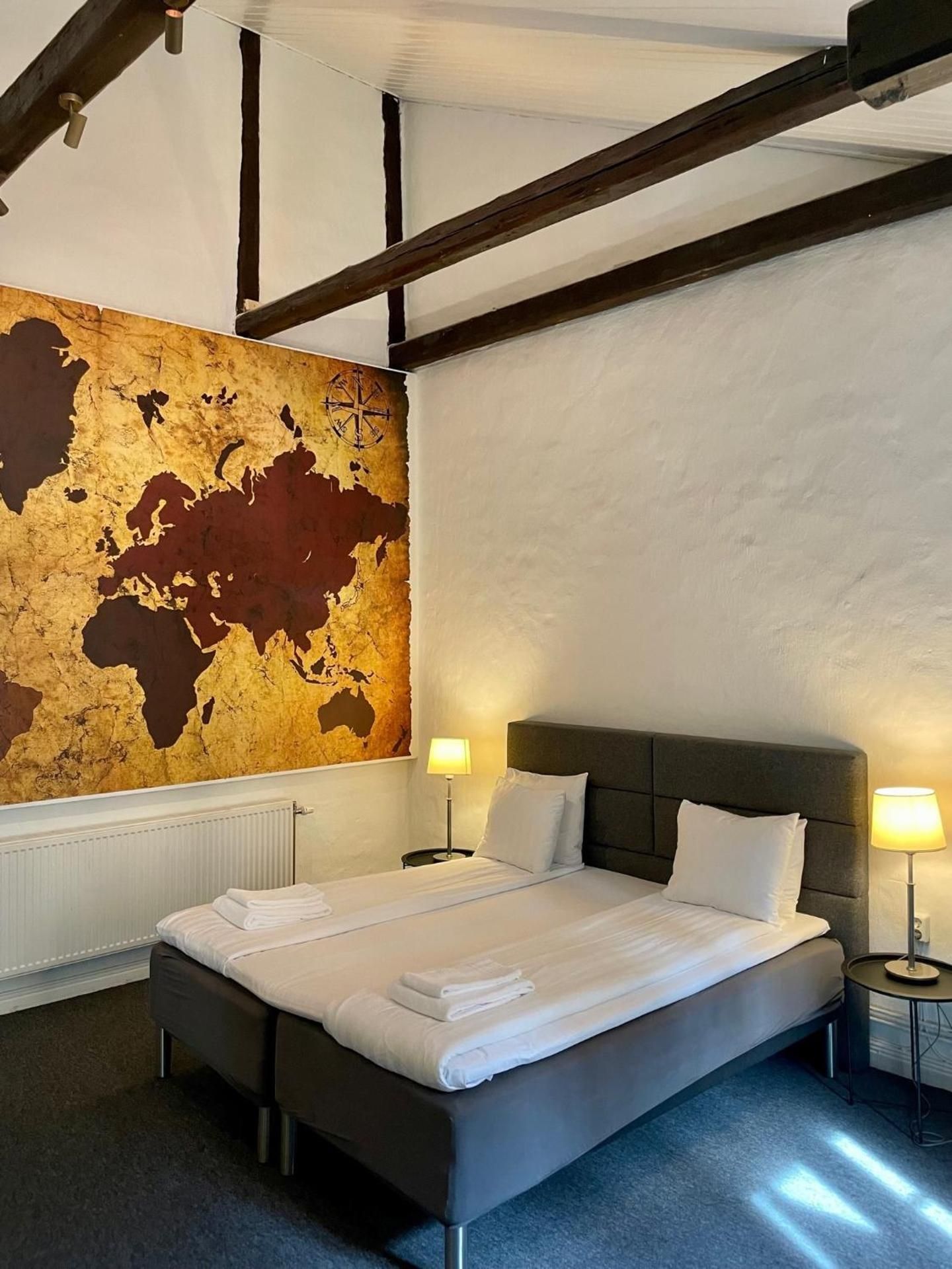 2 Bedroom Suite