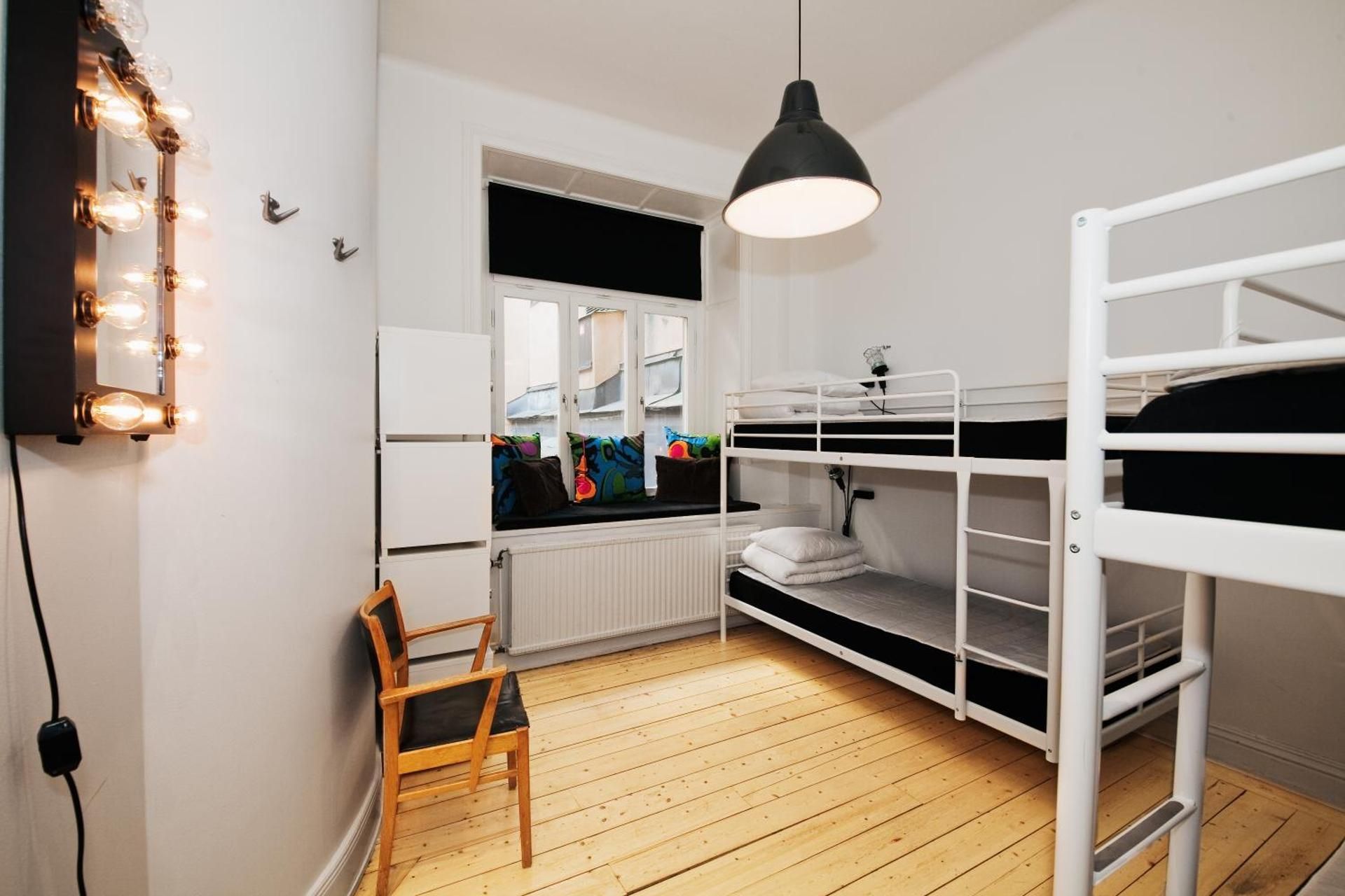 Bed in 4-Bed Woman Only Dormitory Room