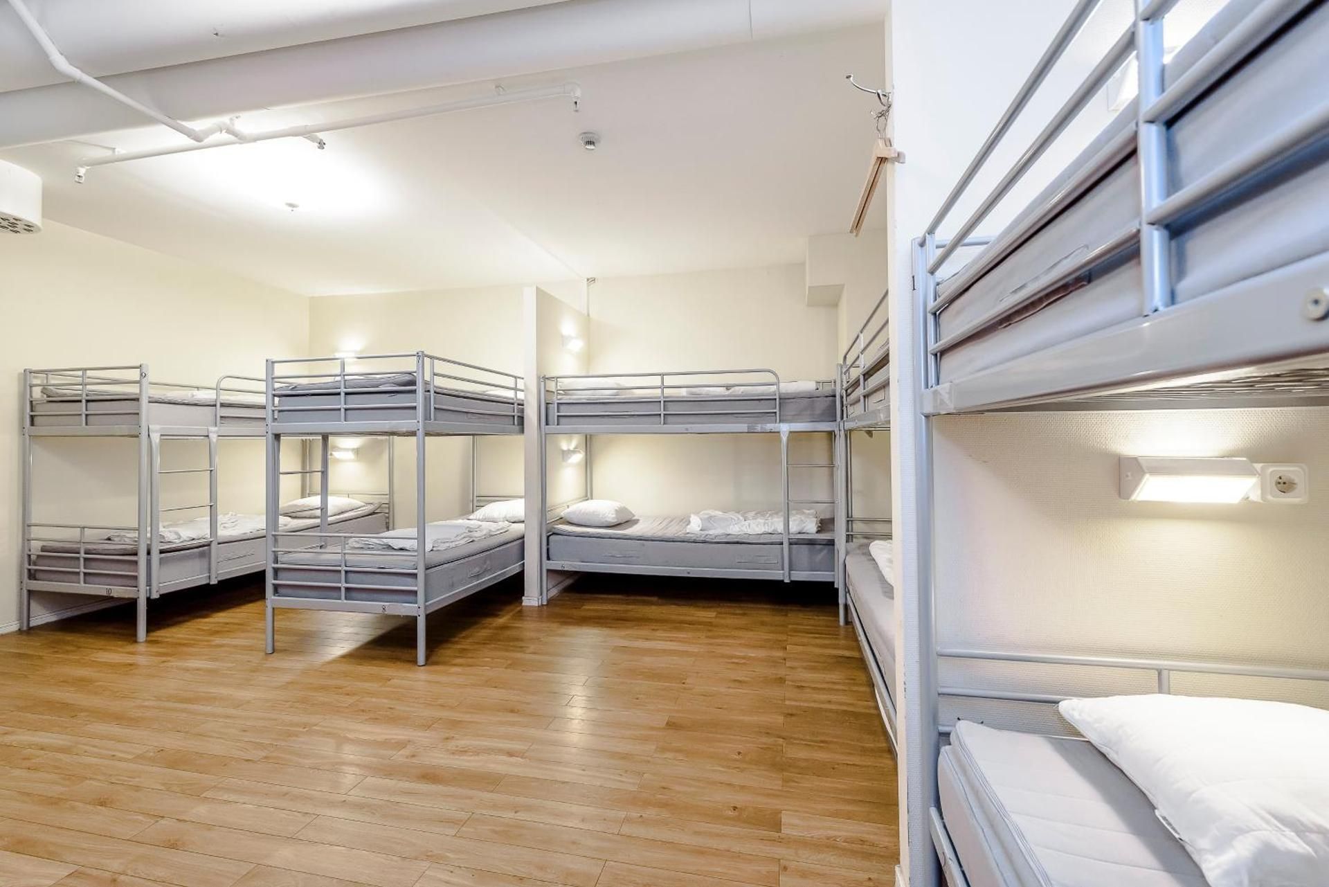 Bed in 10-Bed Mixed Dormitory Room