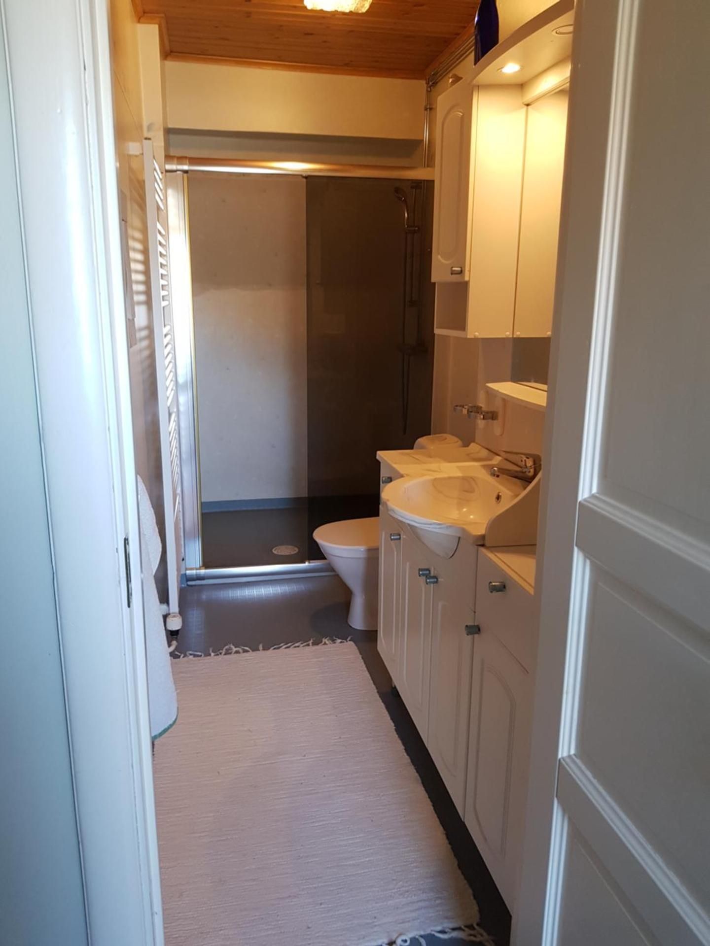 Single Room with Shared Shower and Toilet